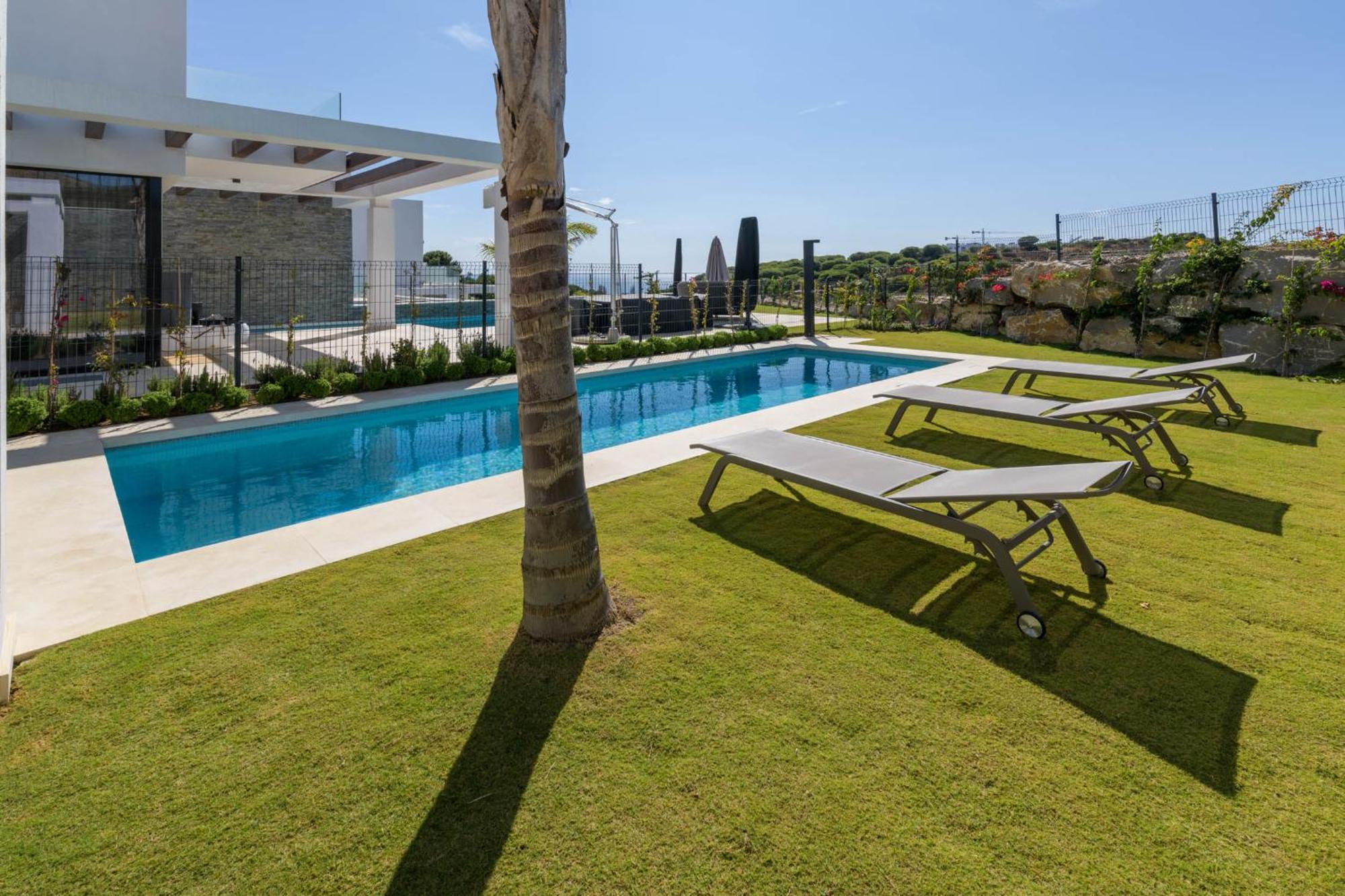 Modern Cabopino *