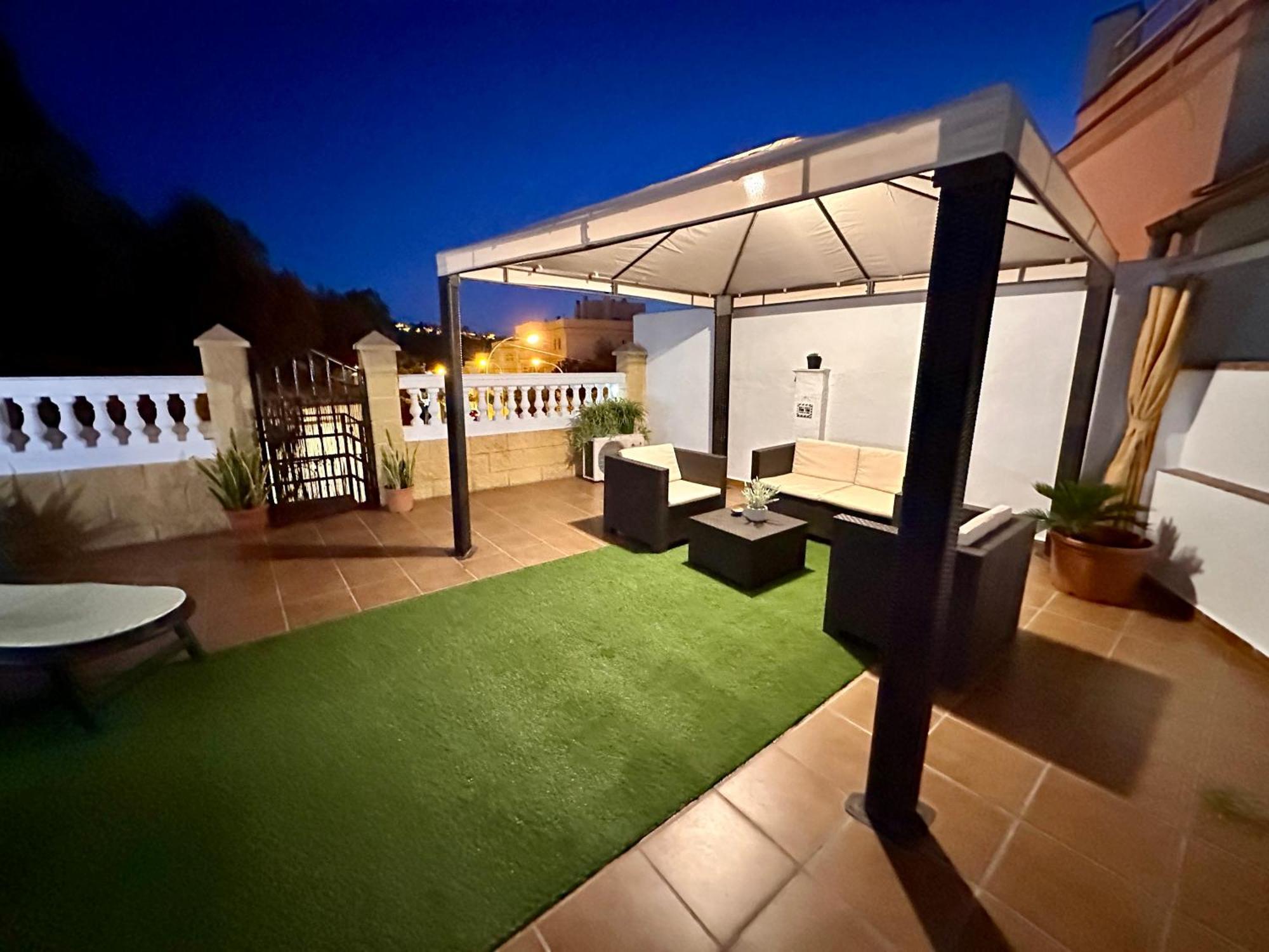 Holiday home The House In Toquero Solarium Views To The Alcazaba