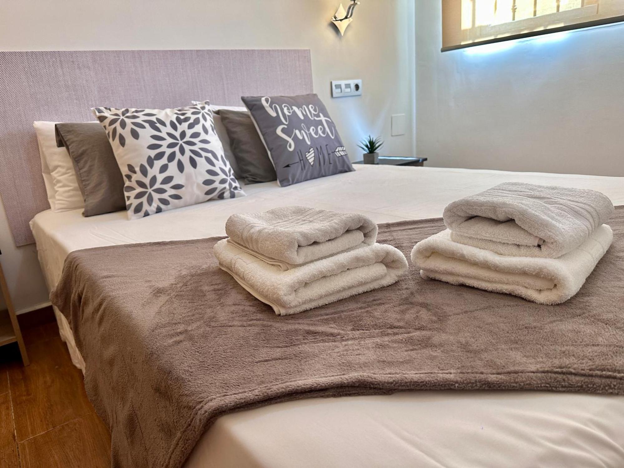 Holiday home The House In Toquero Solarium Views To The Alcazaba Malaga