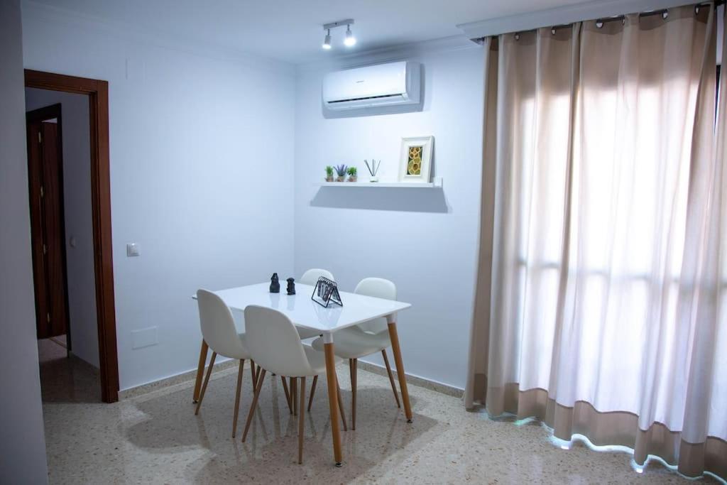 Apartamento El Rincon De Apolo. Atico Con Aparcamiento Gratis.