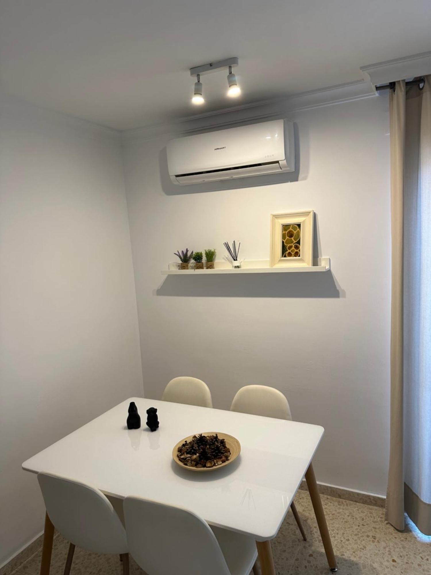 Apartamento El Rincon De Apolo. Atico Con Aparcamiento Gratis. *
