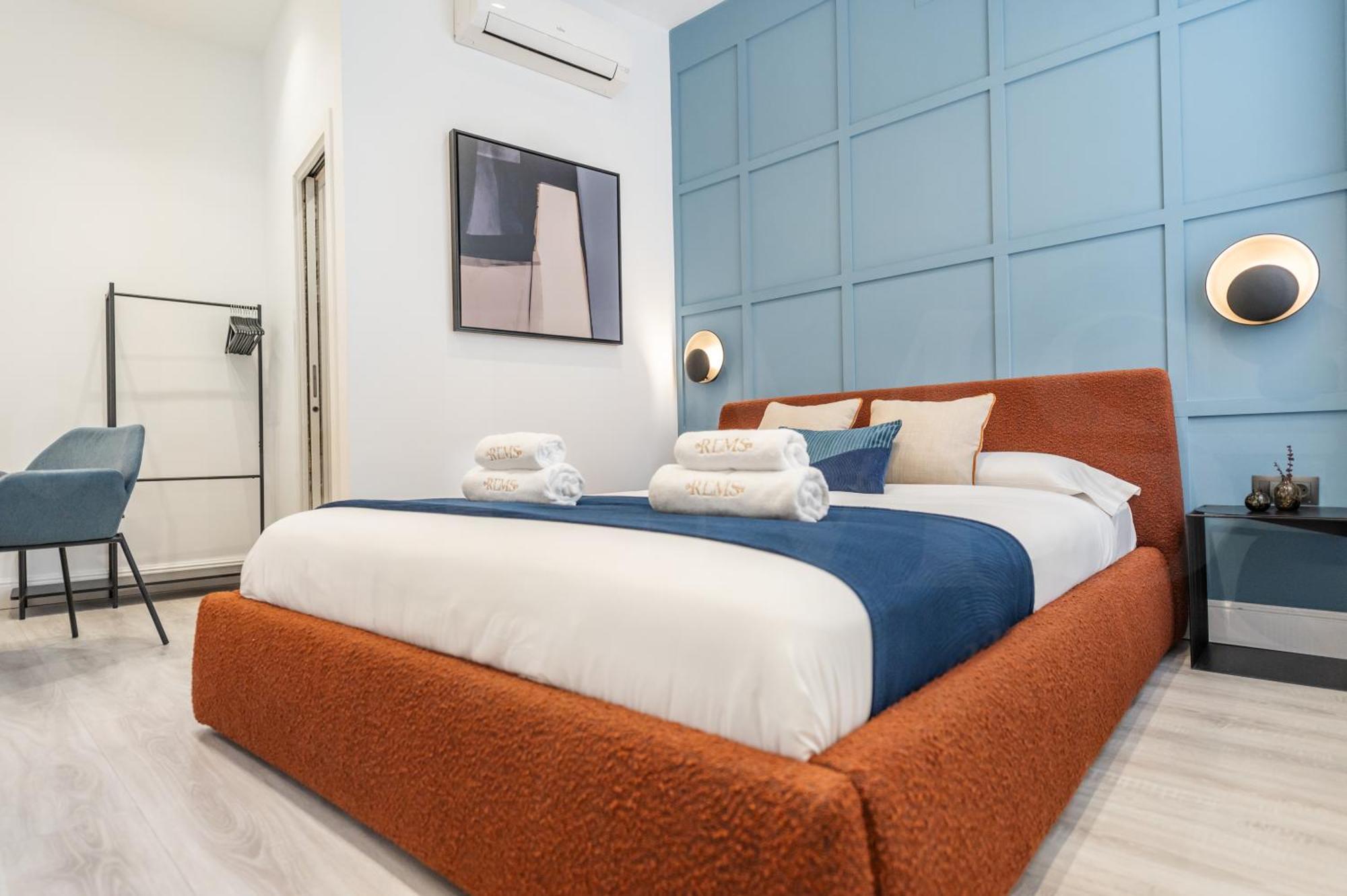 Modern & Stylish 3br In The Heart Of By Rems Apartamento Málaga