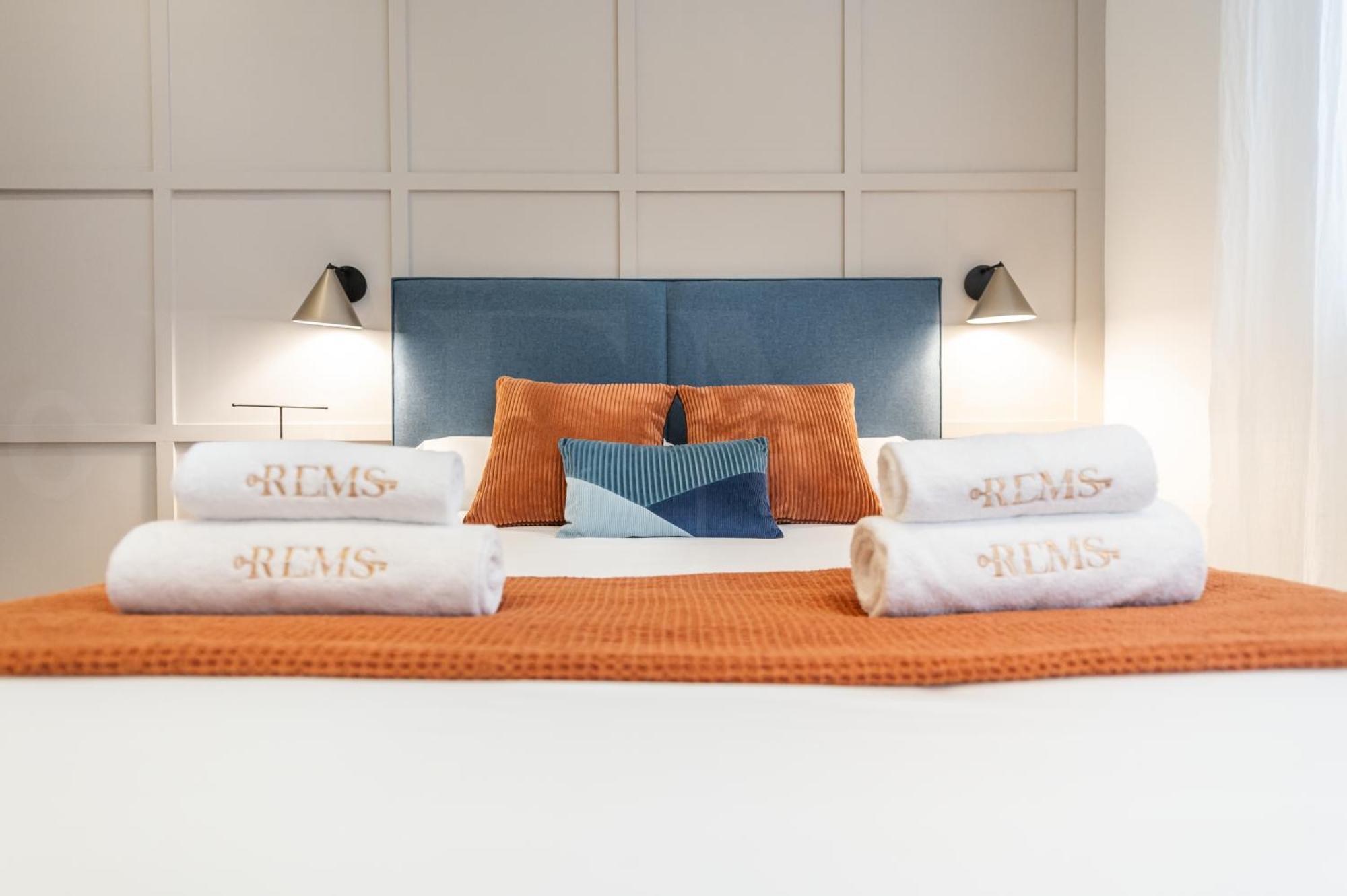 Apartamento Modern & Stylish 3br In The Heart Of By Rems Málaga
