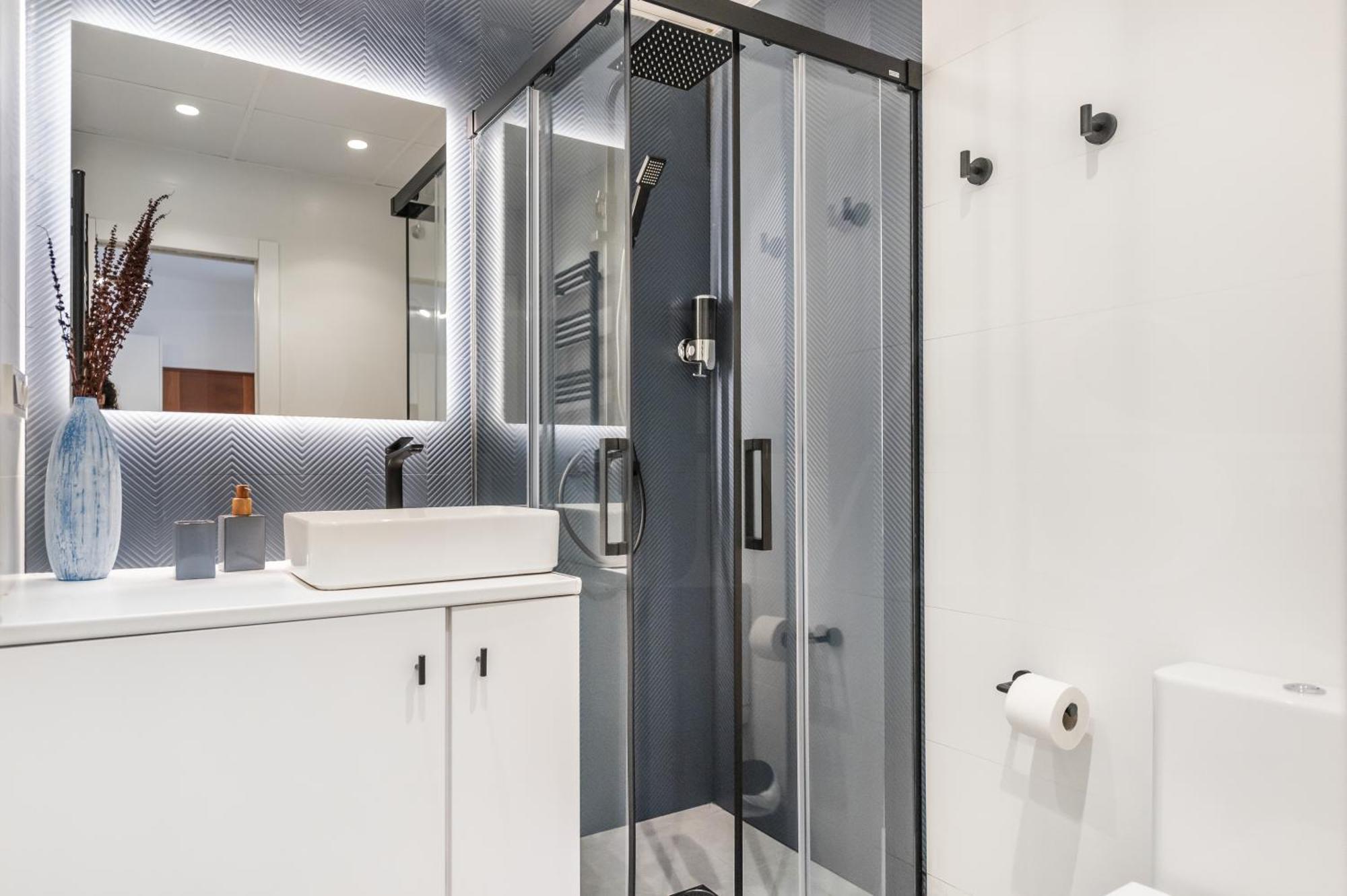 Apartamento Modern & Stylish 3br In The Heart Of By Rems