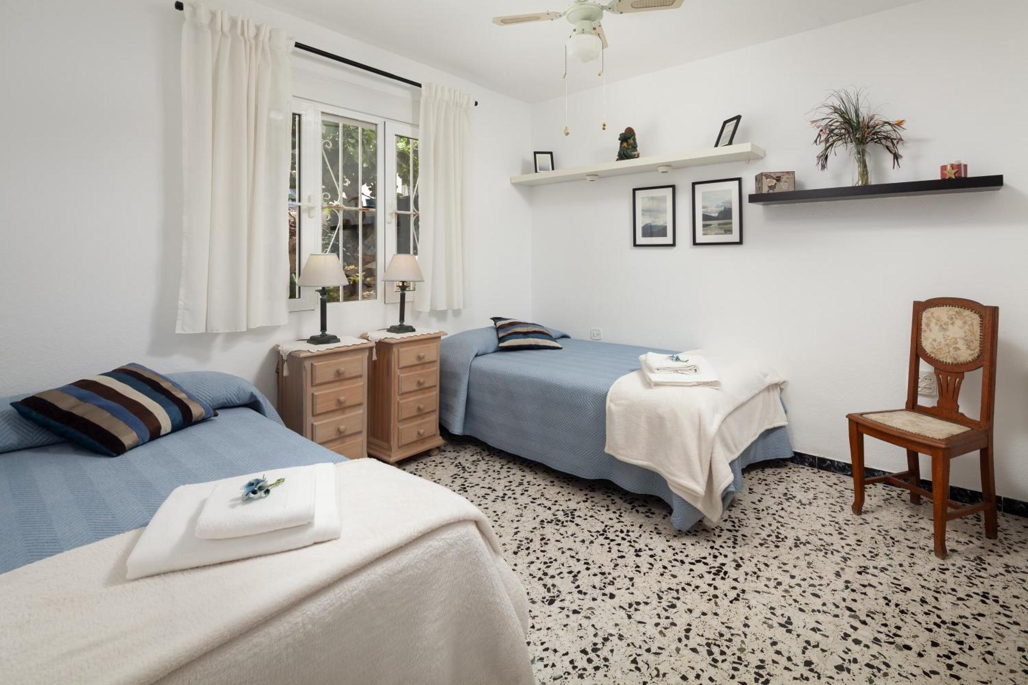 Con Terraza Y Amplio Jardín Privado * Málaga