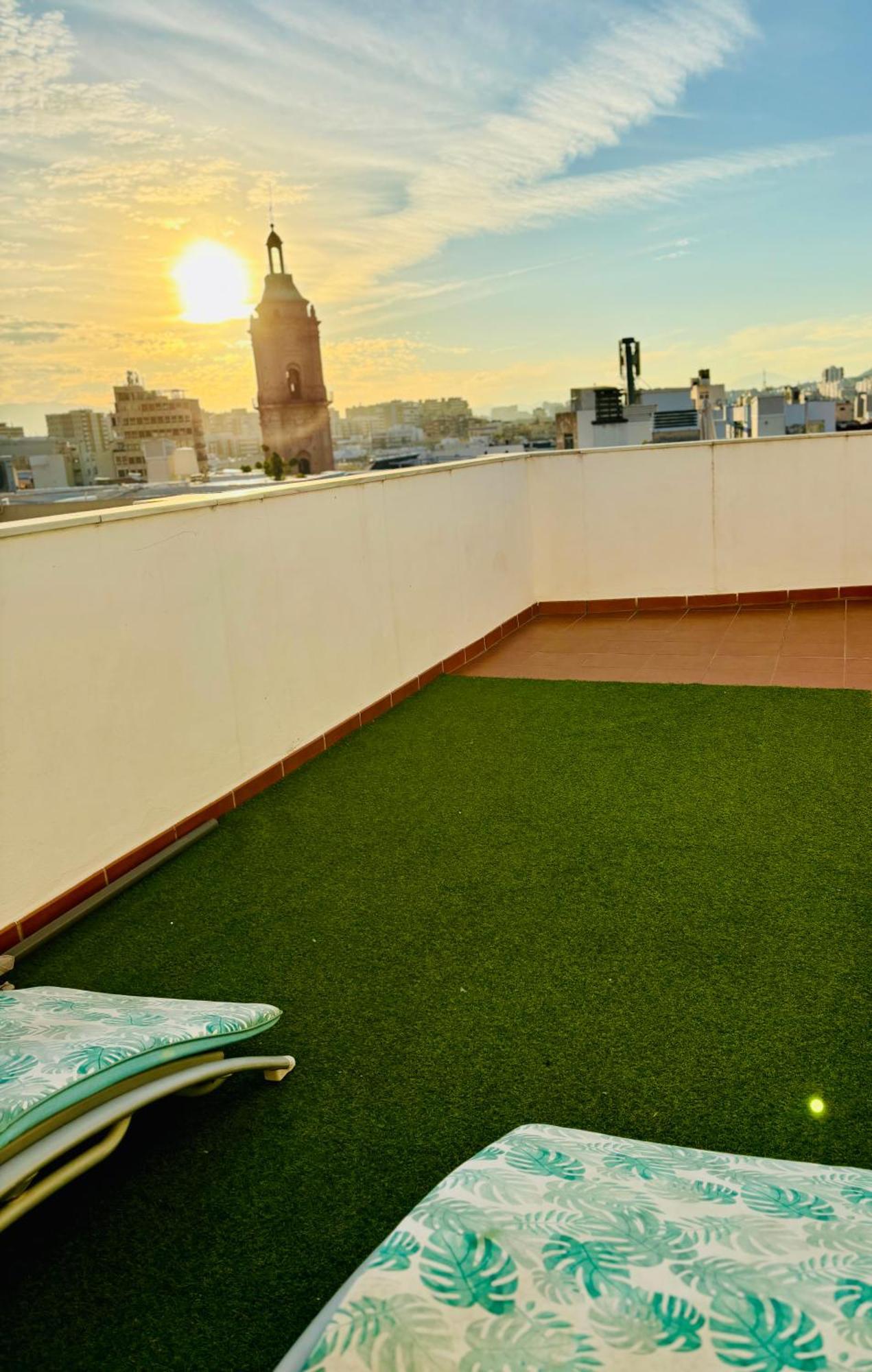 Sun&life ático Flores Con Terraza Málaga