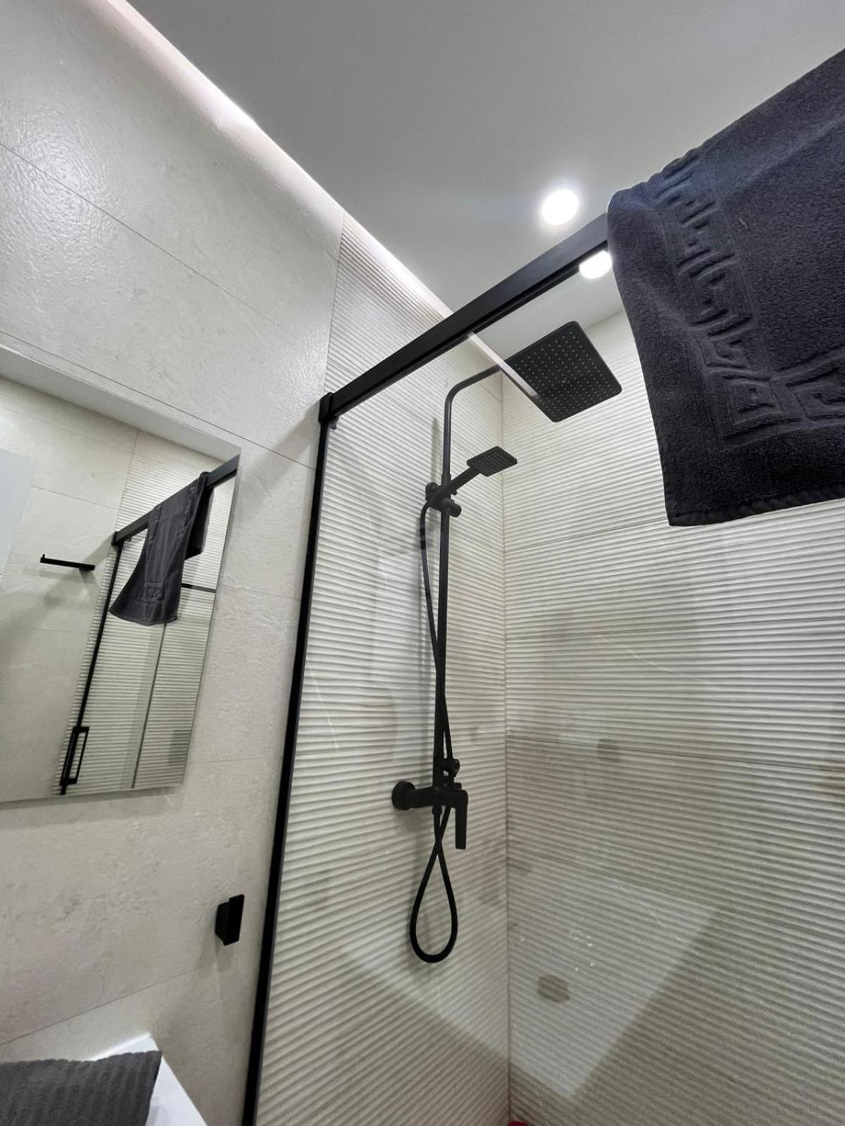 Boutique Collection Uncibay Apartment *