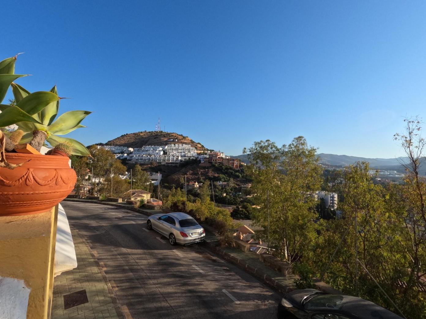 Gibralfaro Turistico Cerca De La Playa Apartamento *