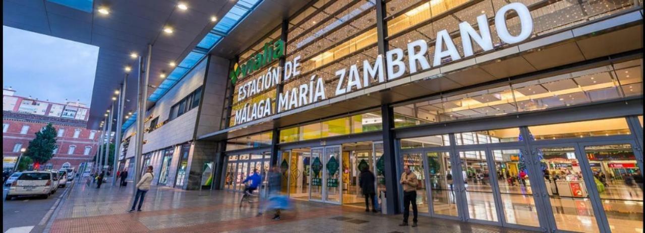 Privada Centro Cerca Tren Maria Zambrano Y Playa Muy Buena Conexion Wifi *