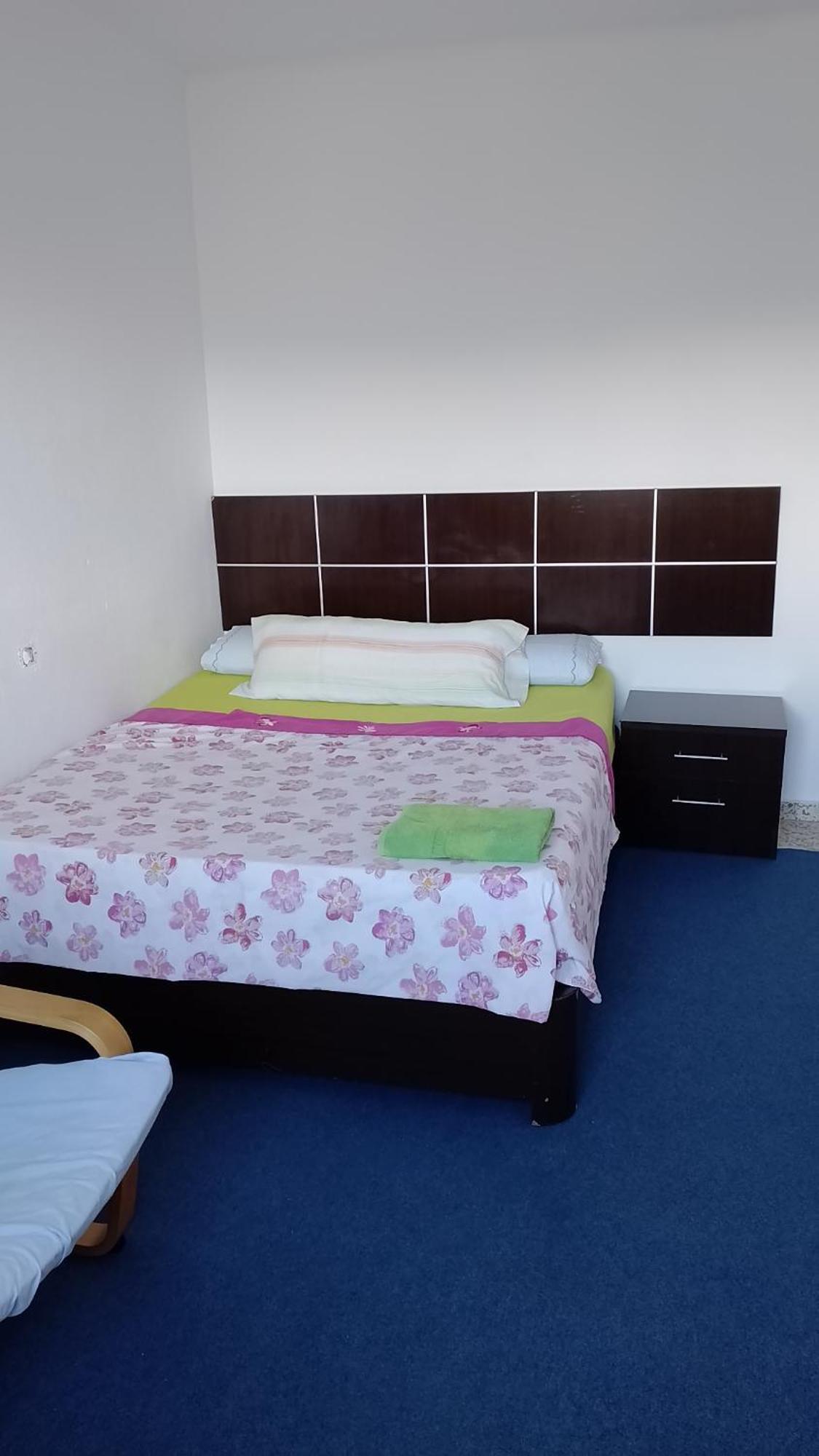 Privada Centro Cerca Tren Maria Zambrano Y Playa Muy Buena Conexion Wifi Homestay *