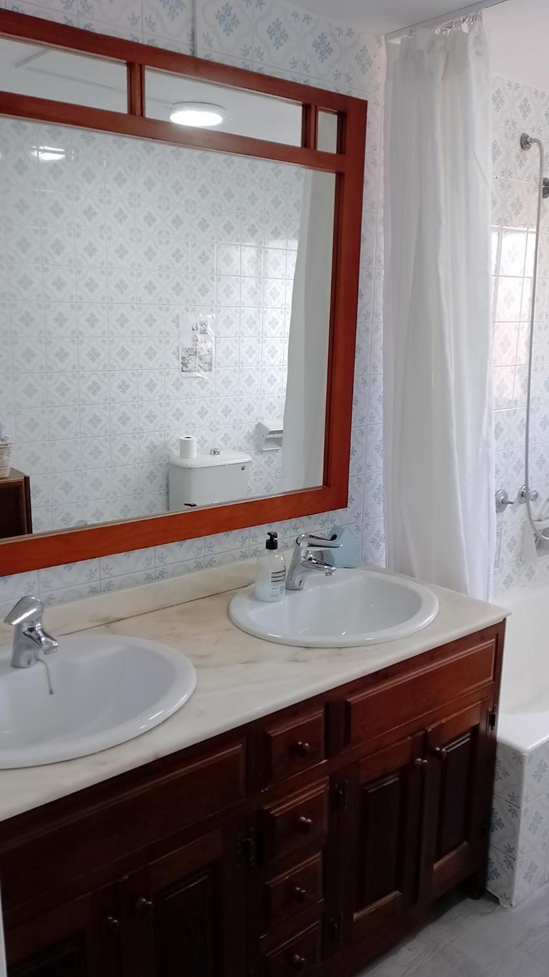 Privada Centro Cerca Tren Maria Zambrano Y Playa Muy Buena Conexion Wifi Malaga