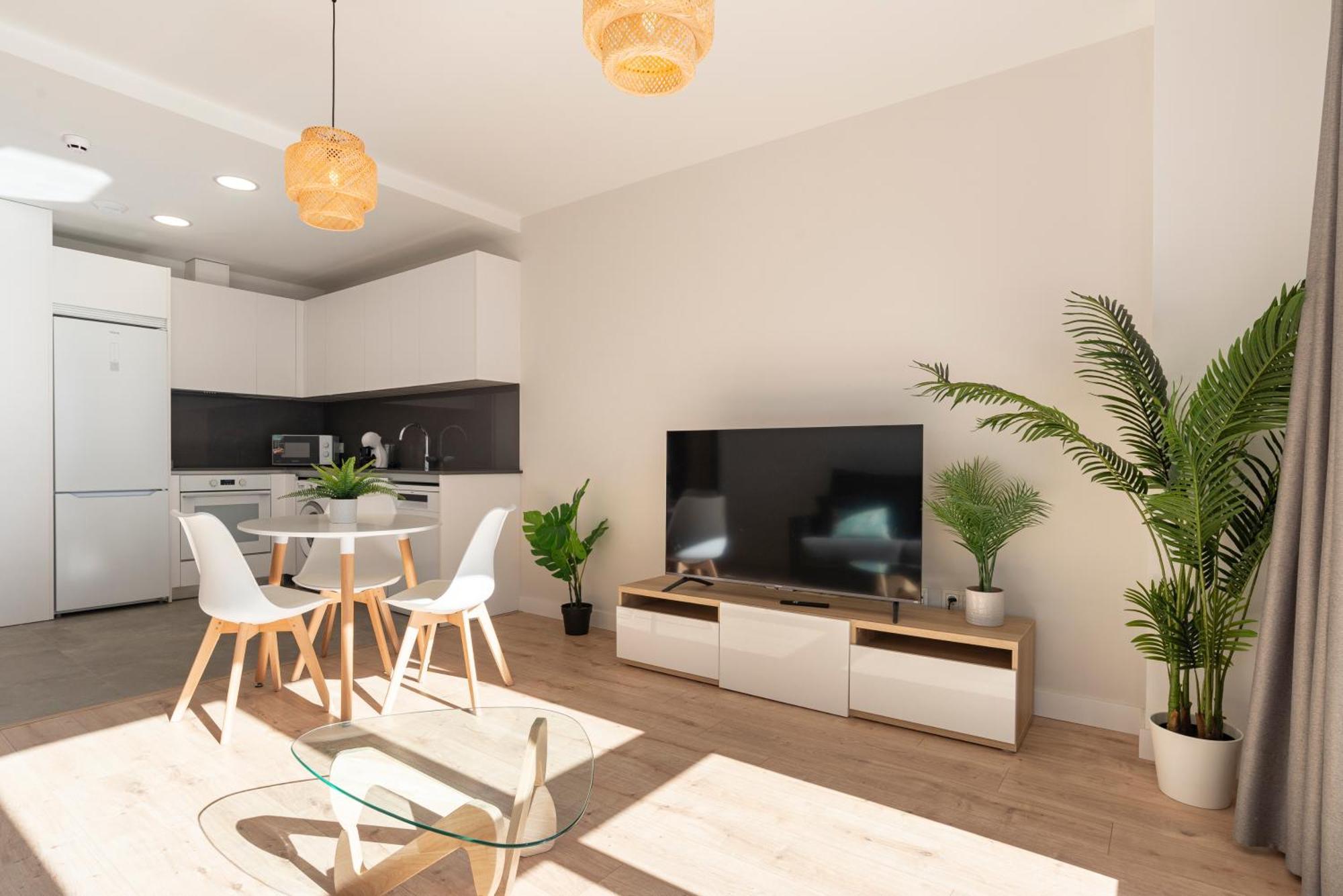 Skyline V Pool & Coworking By Ele Apartment Malaga