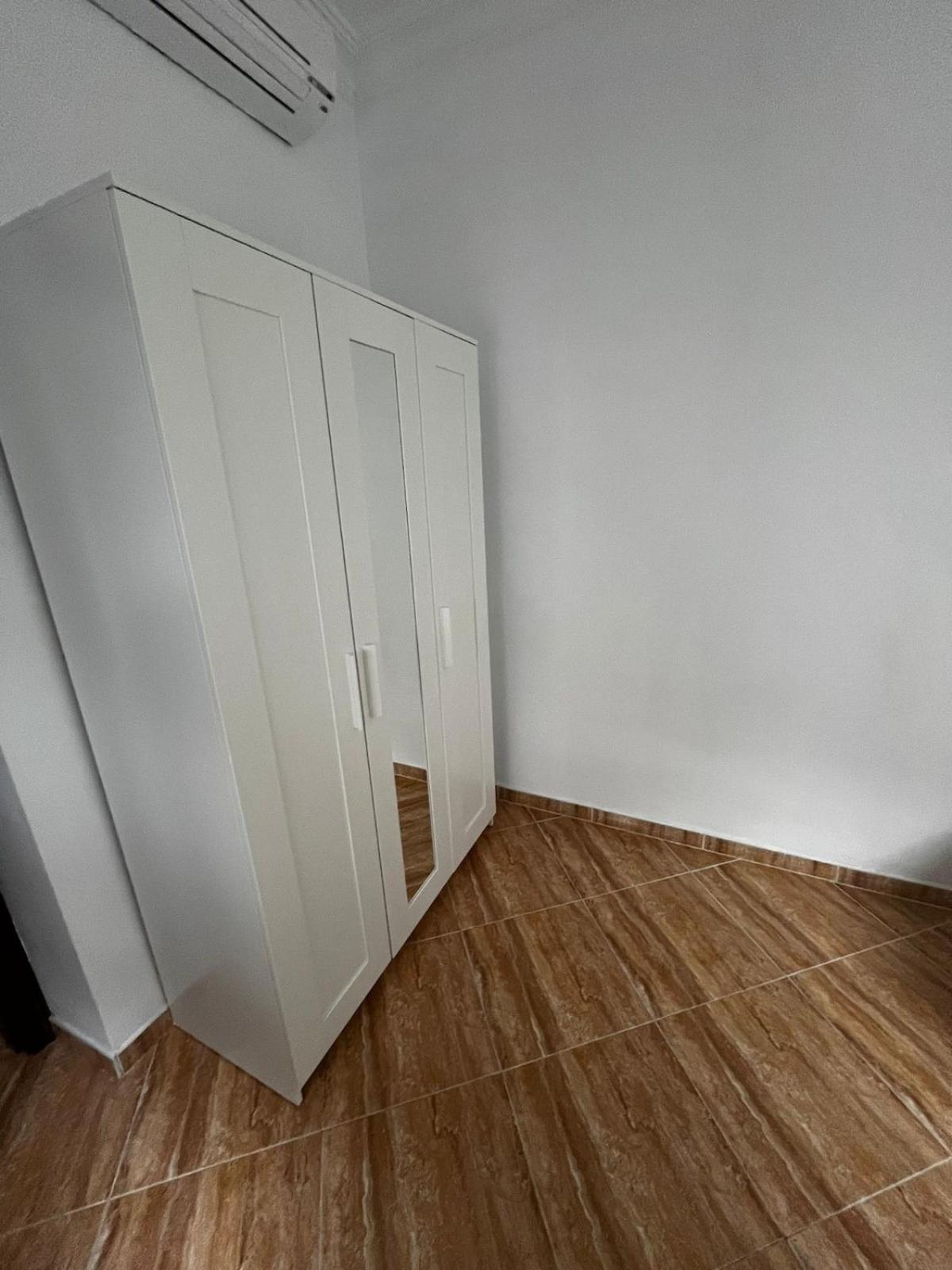 Gran Casa Cerca De La Playa Con 3 En Pedregalejo