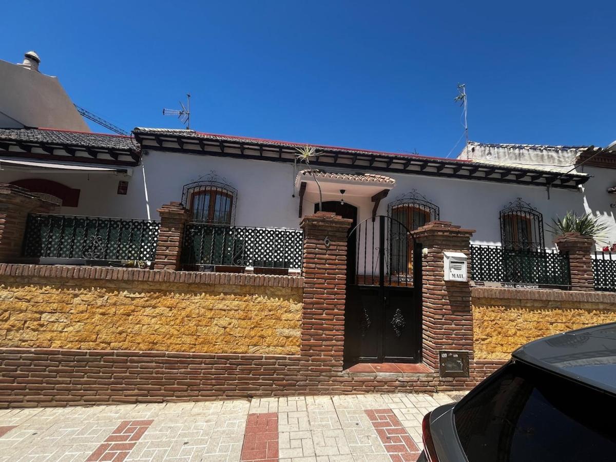 Gran Casa Cerca De La Playa Con 3 En Pedregalejo Сasa de vacaciones