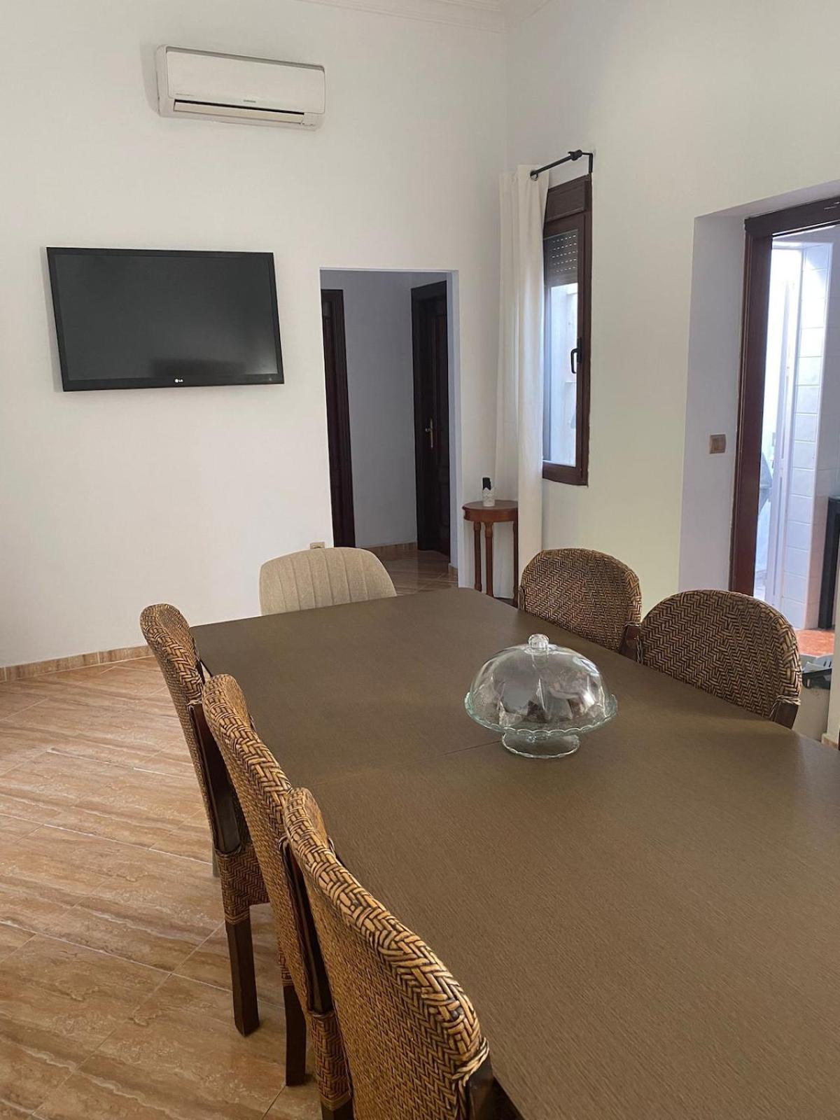 Gran Casa Cerca De La Playa Con 3 En Pedregalejo Málaga
