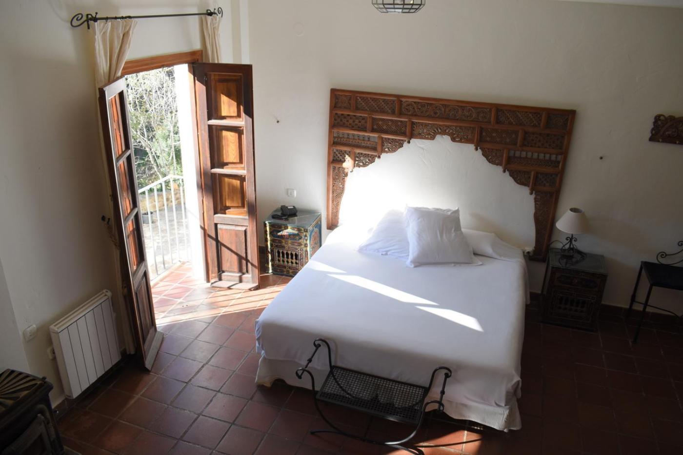 Humaina Hotel 3*