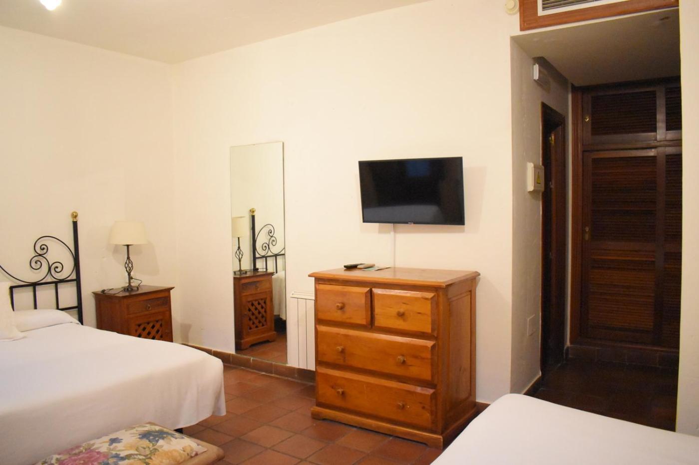 Humaina Hotel 3*