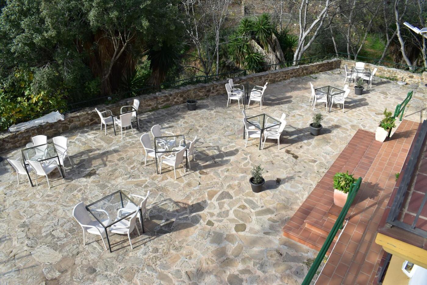 Humaina Hotel 3*