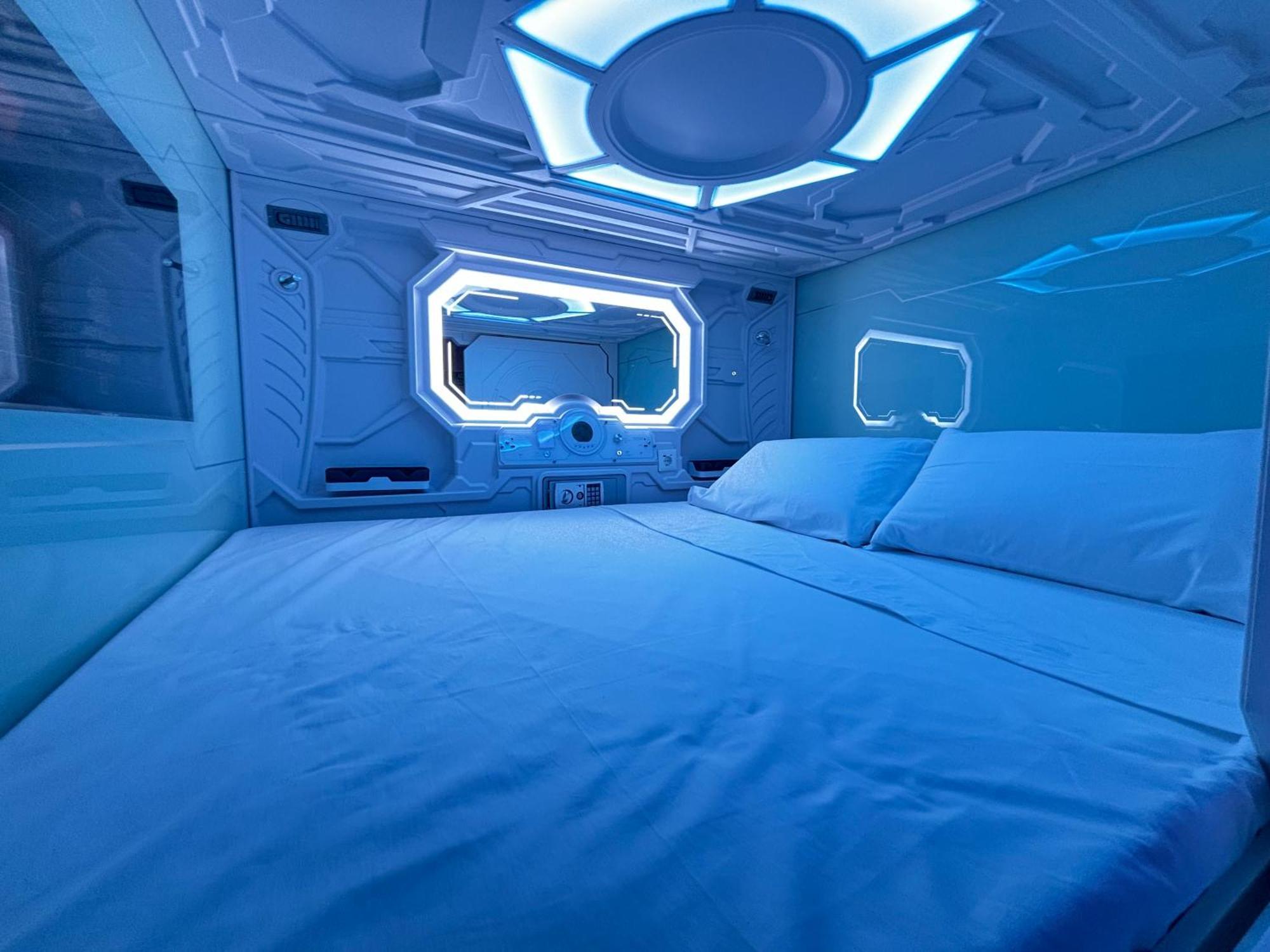 Capsule hotel Futurotel Malagueta