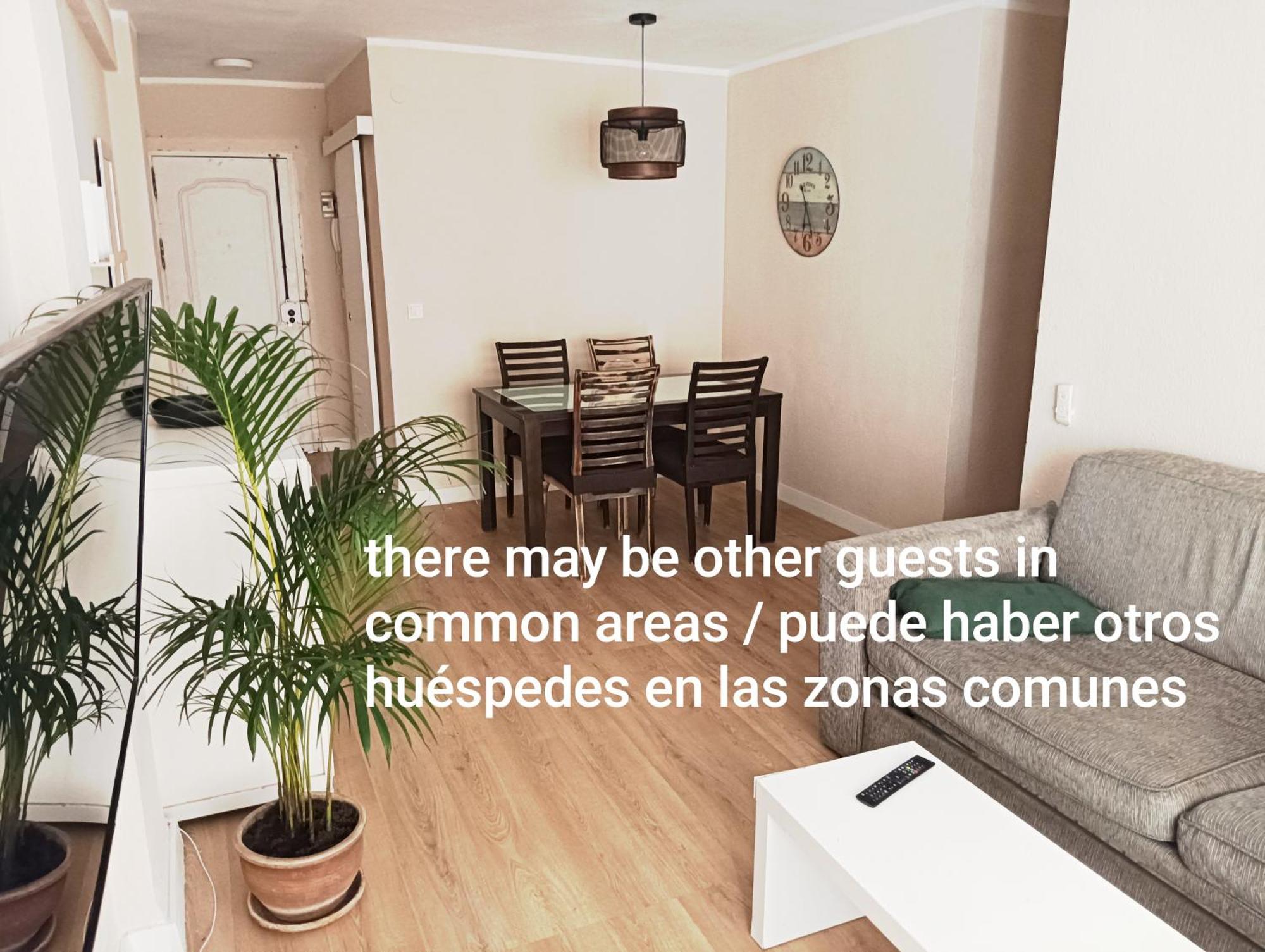 Homestay En Compartido Delicias Cerca Del Mar, Aeropuerto, Ave Y Metro