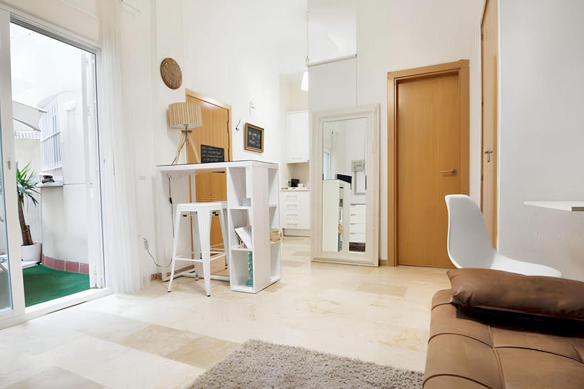 Charming 40 M² + Internet Apartamento