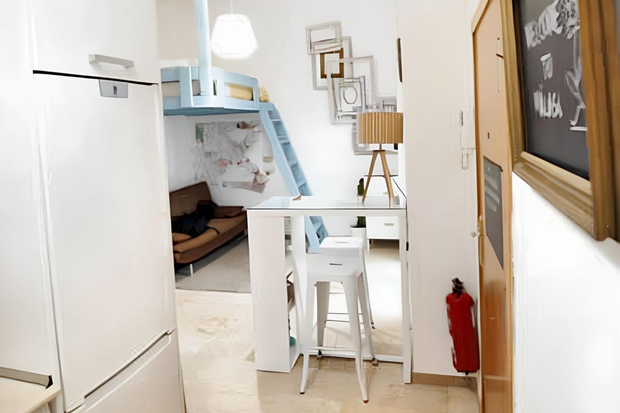 Charming 40 M² + Internet * Málaga