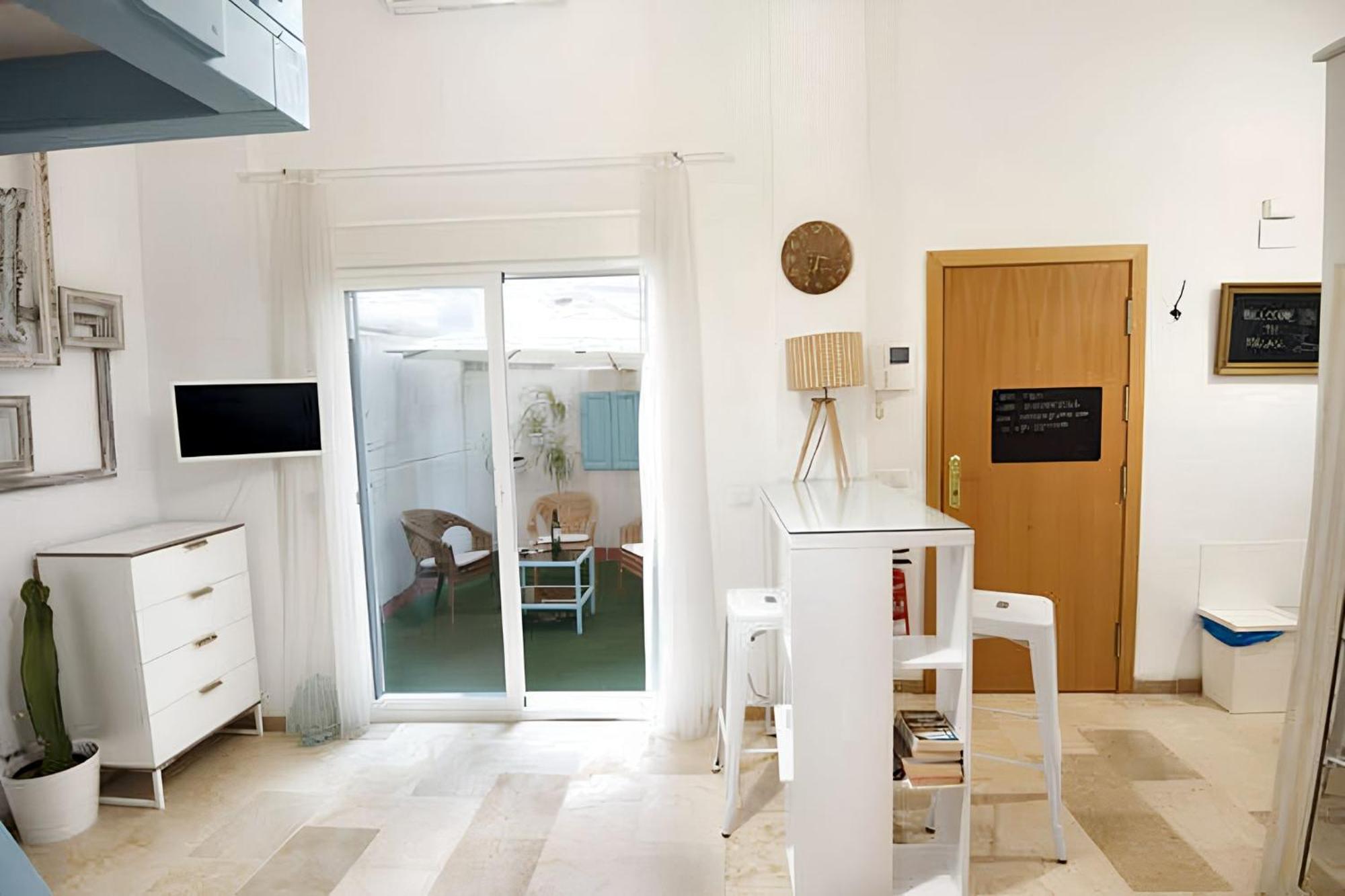 Charming 40 M² + Internet Apartamento *