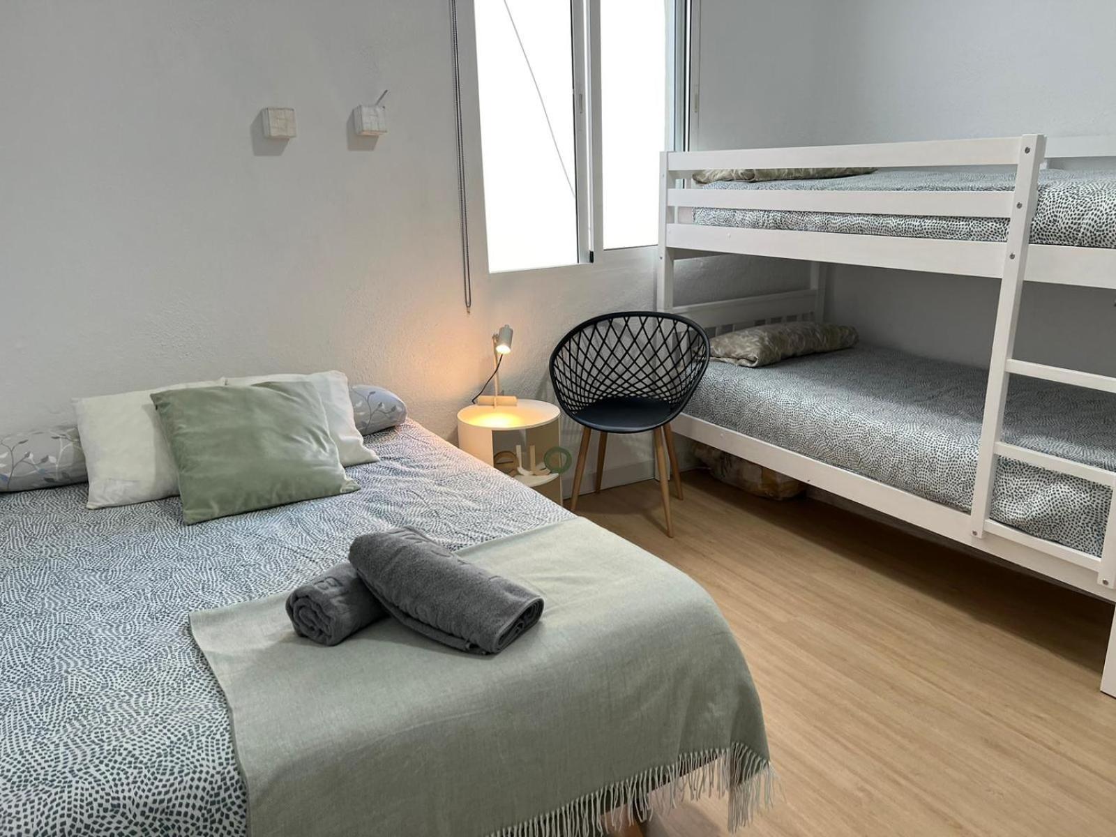 By Malagagrupos Centro Historico Parking Gratis 3 Apartamento Málaga