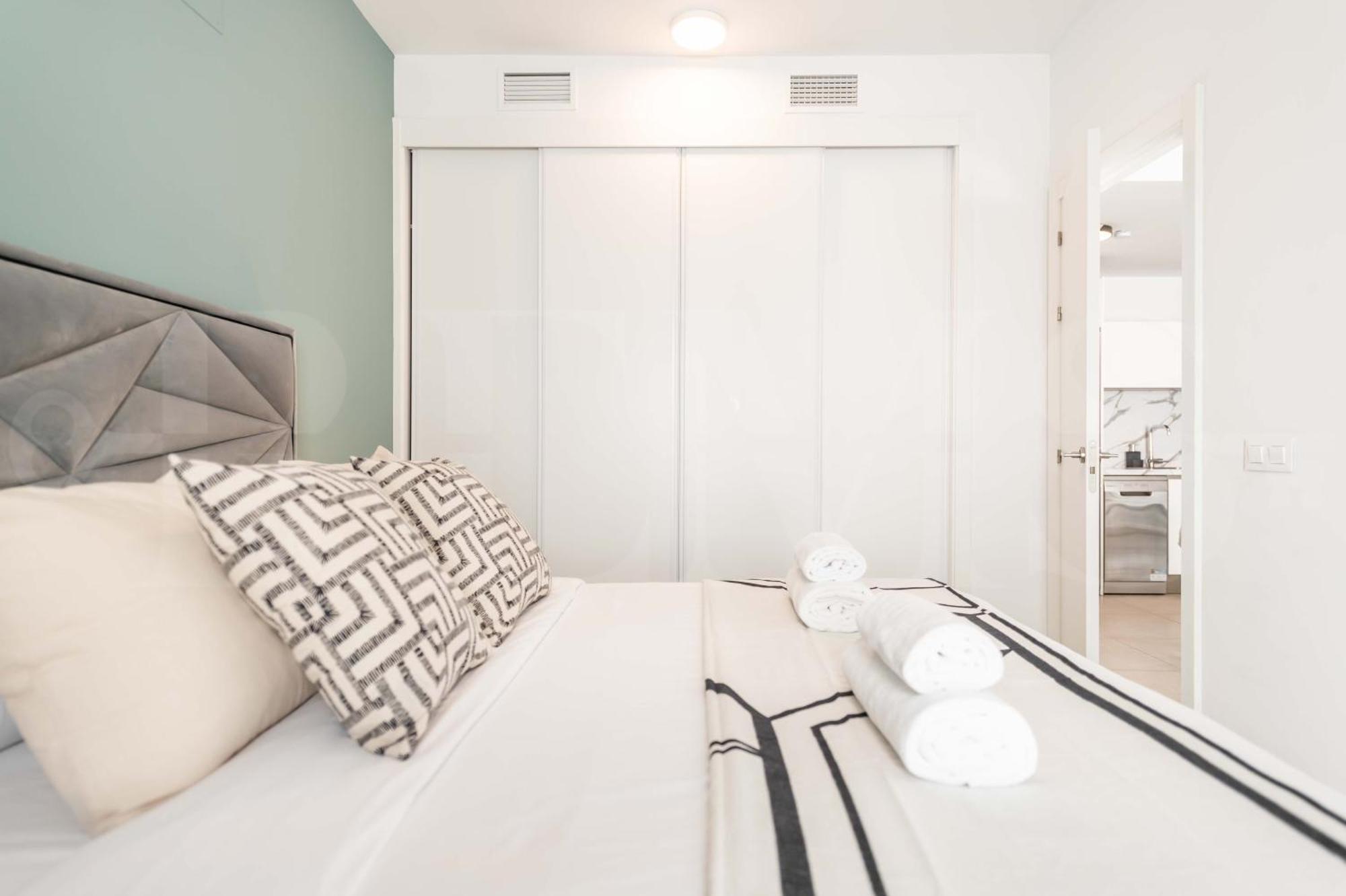 Apartamento Urban Duplex With Terrace Near The Center By Rems