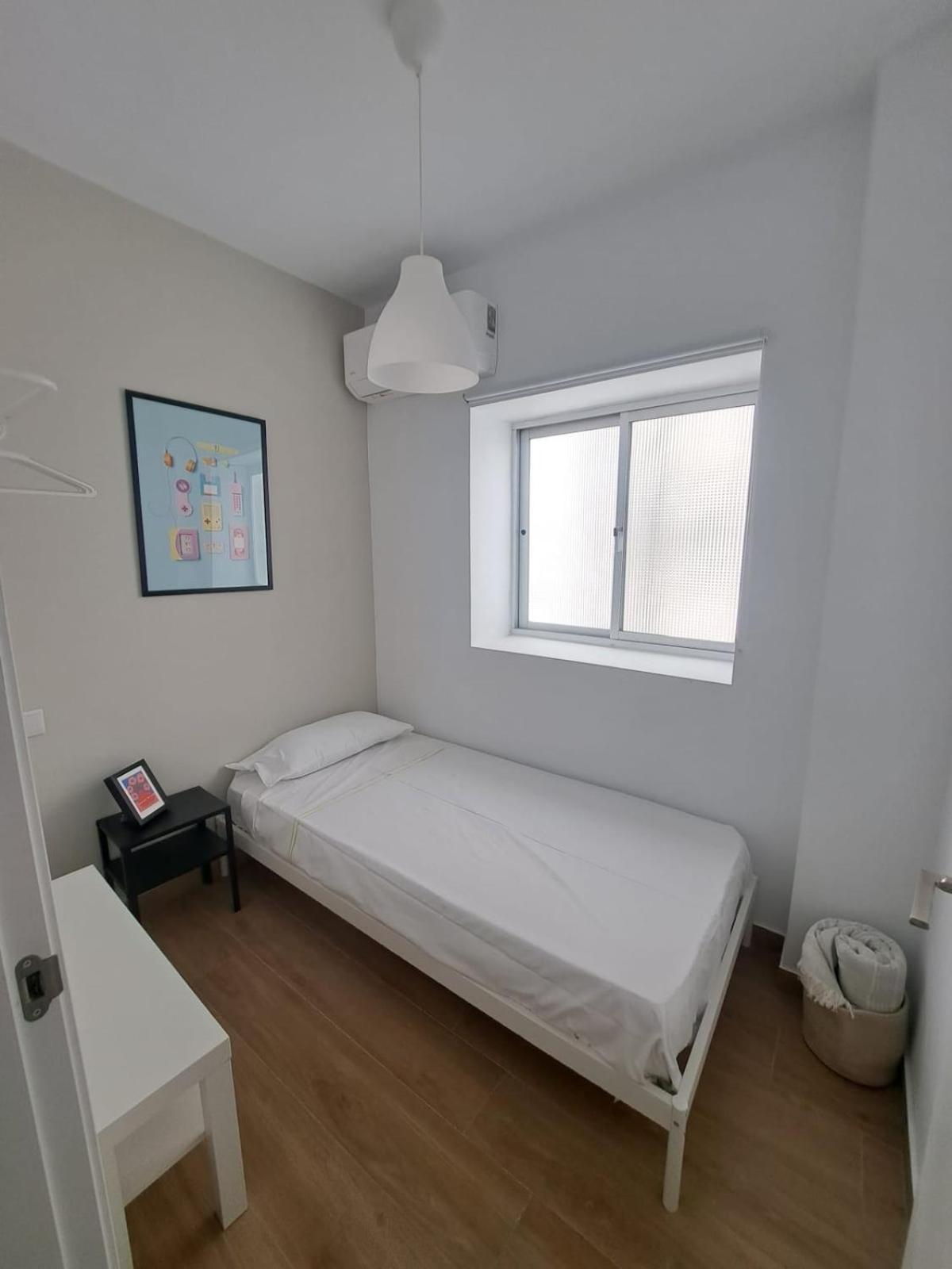 Modern 3br Near Center * Malaga