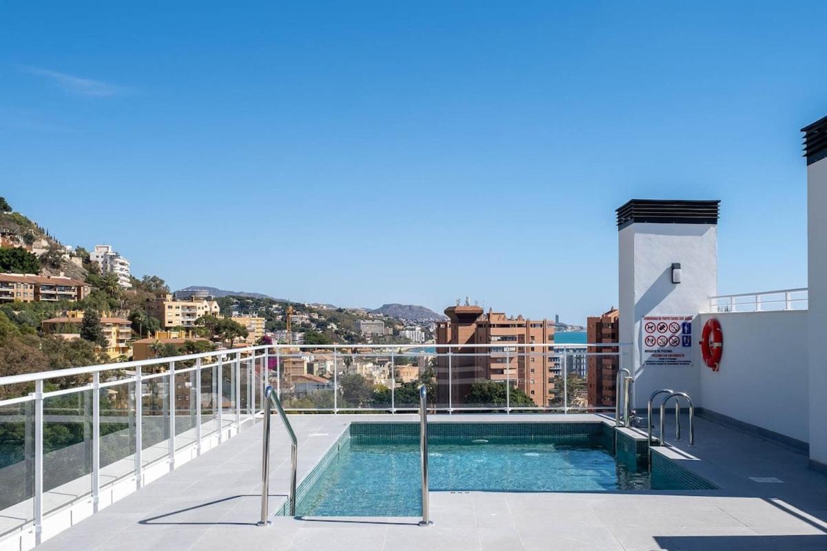 Your Sunny Retreat! Modern Steps To The Málaga