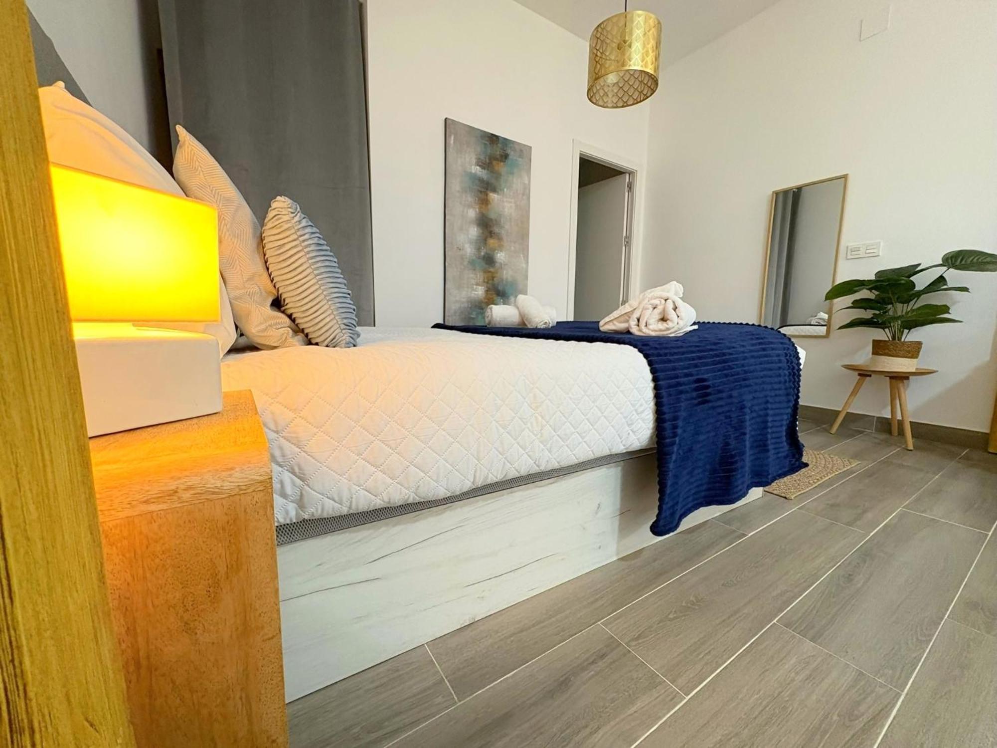 Apartamento Estudio Maria Zambrano - A Pasos De La Estacion Málaga