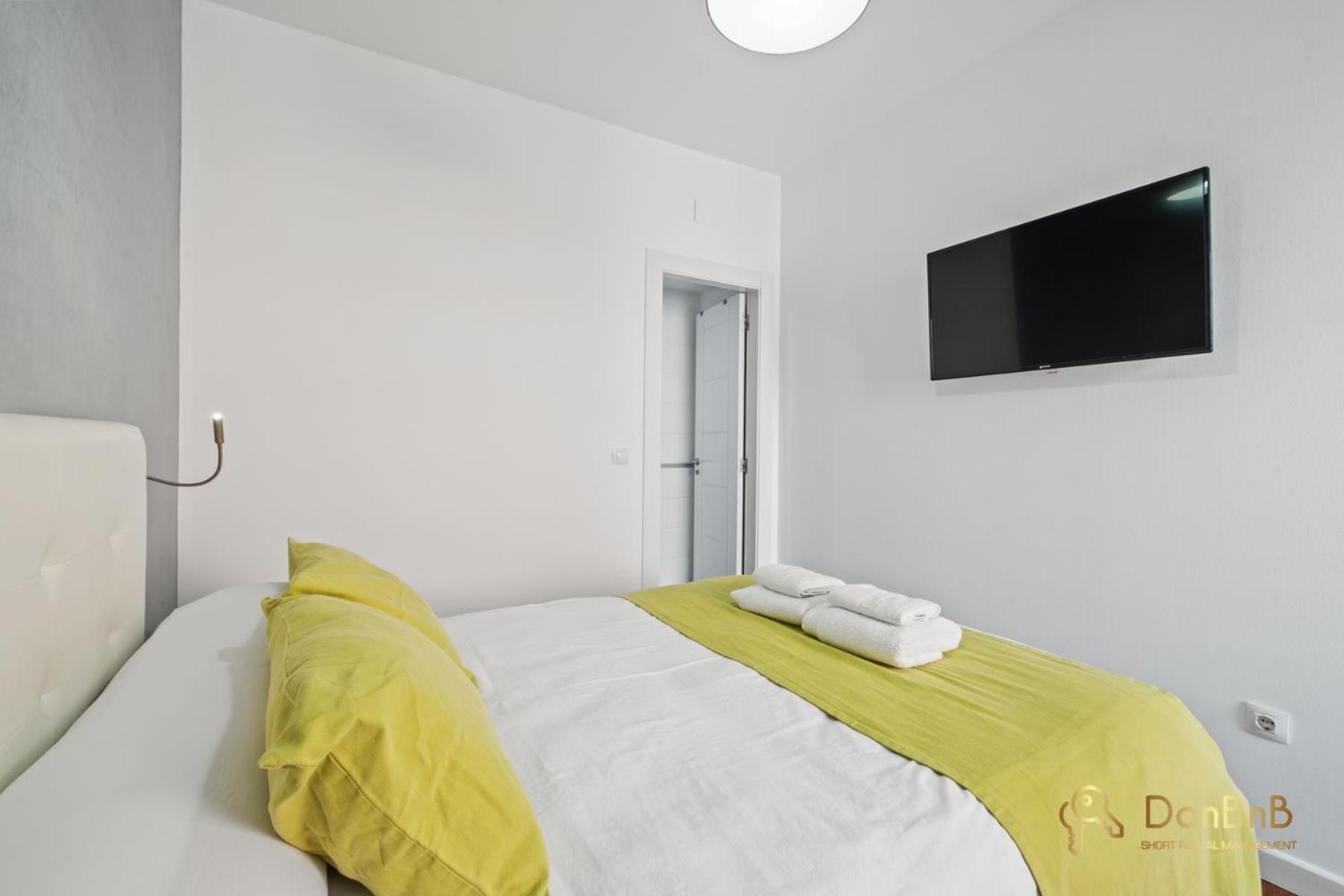 Flat With Balcony Apartamento