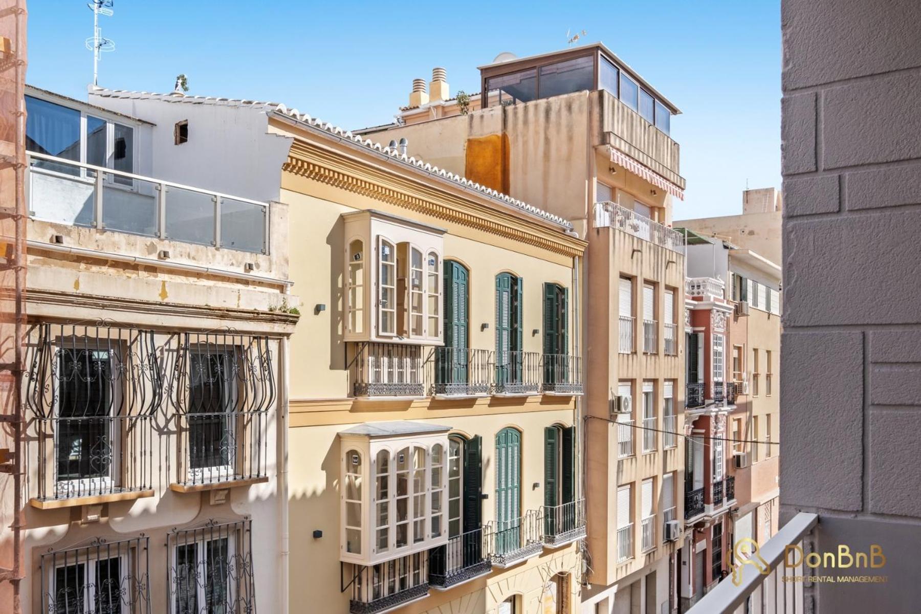 Flat With Balcony * Málaga