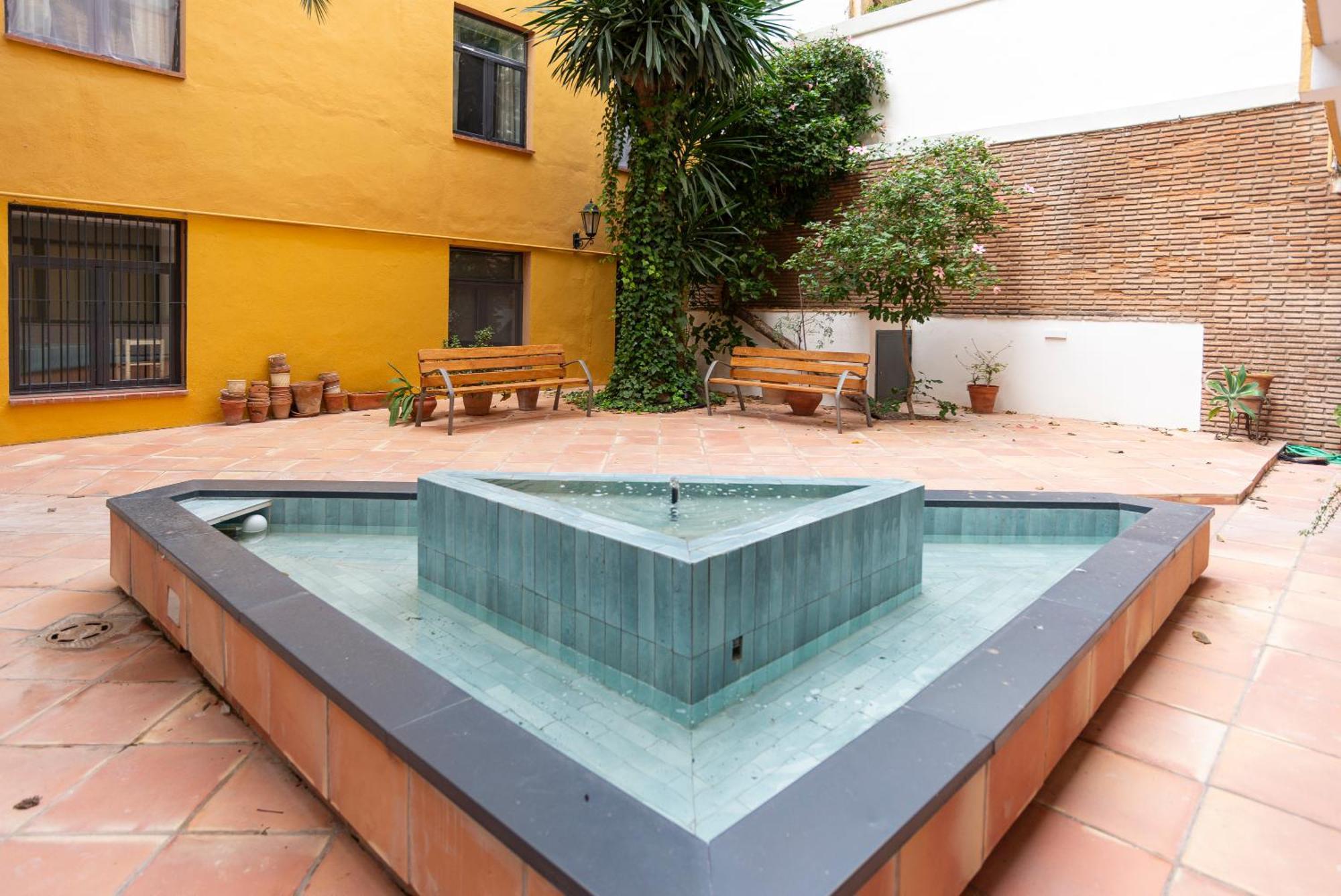 Apartment Andres Perez & Quiet Courtyard By Ele Malaga