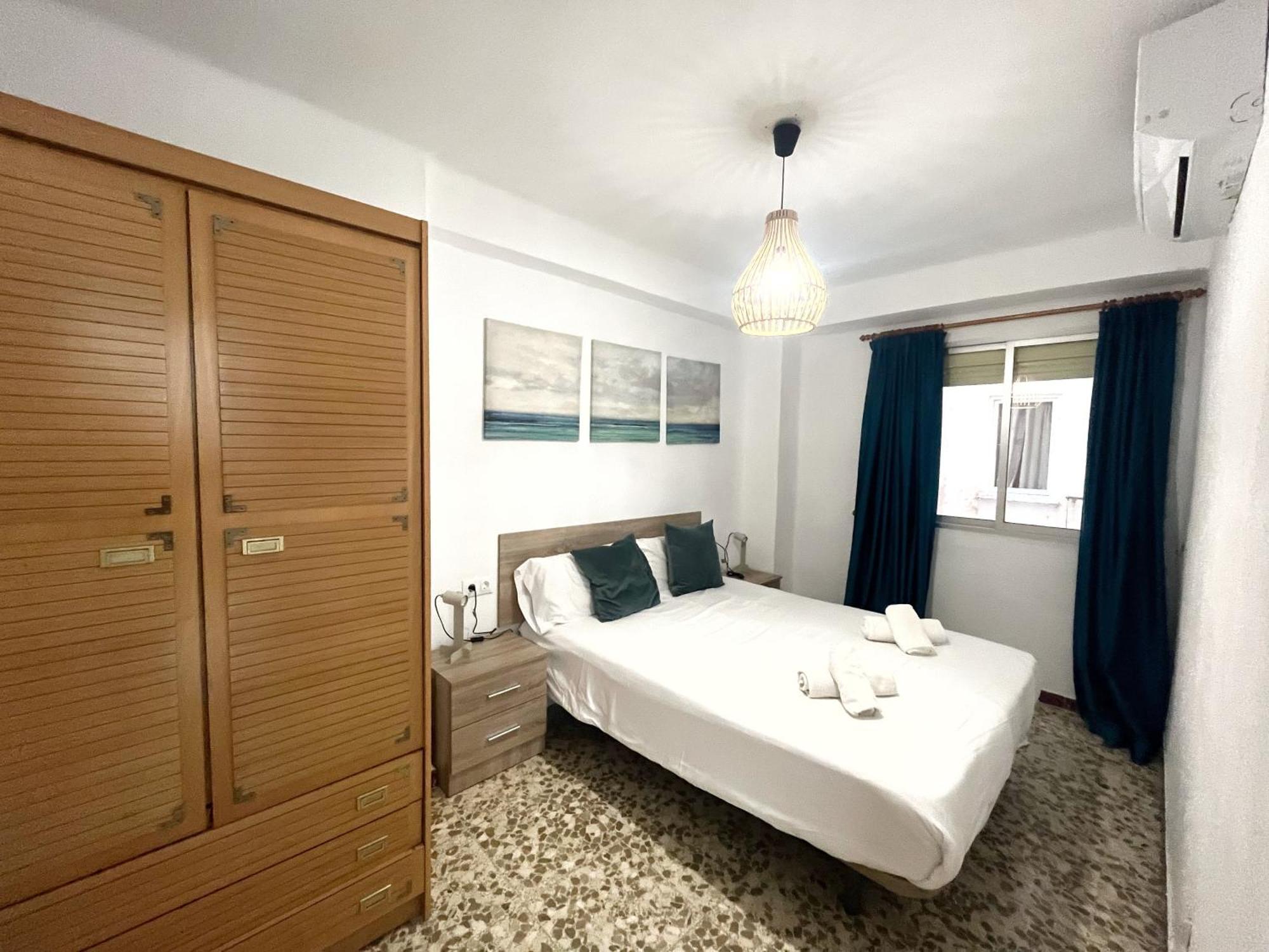 Apartamento En El Centro Amplio Y Confortable Málaga