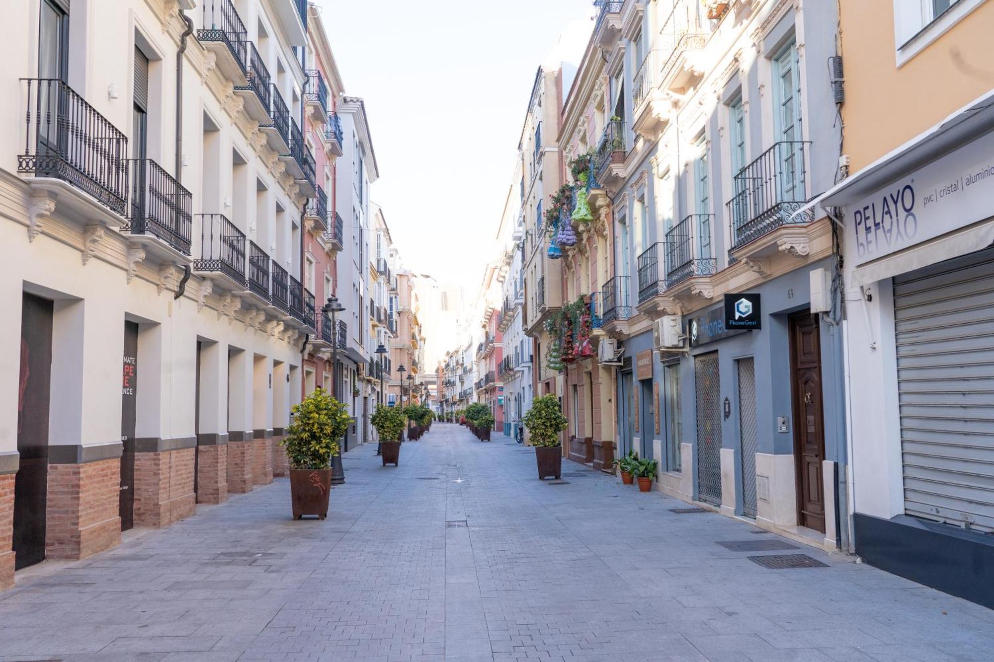 Domin's * Malaga