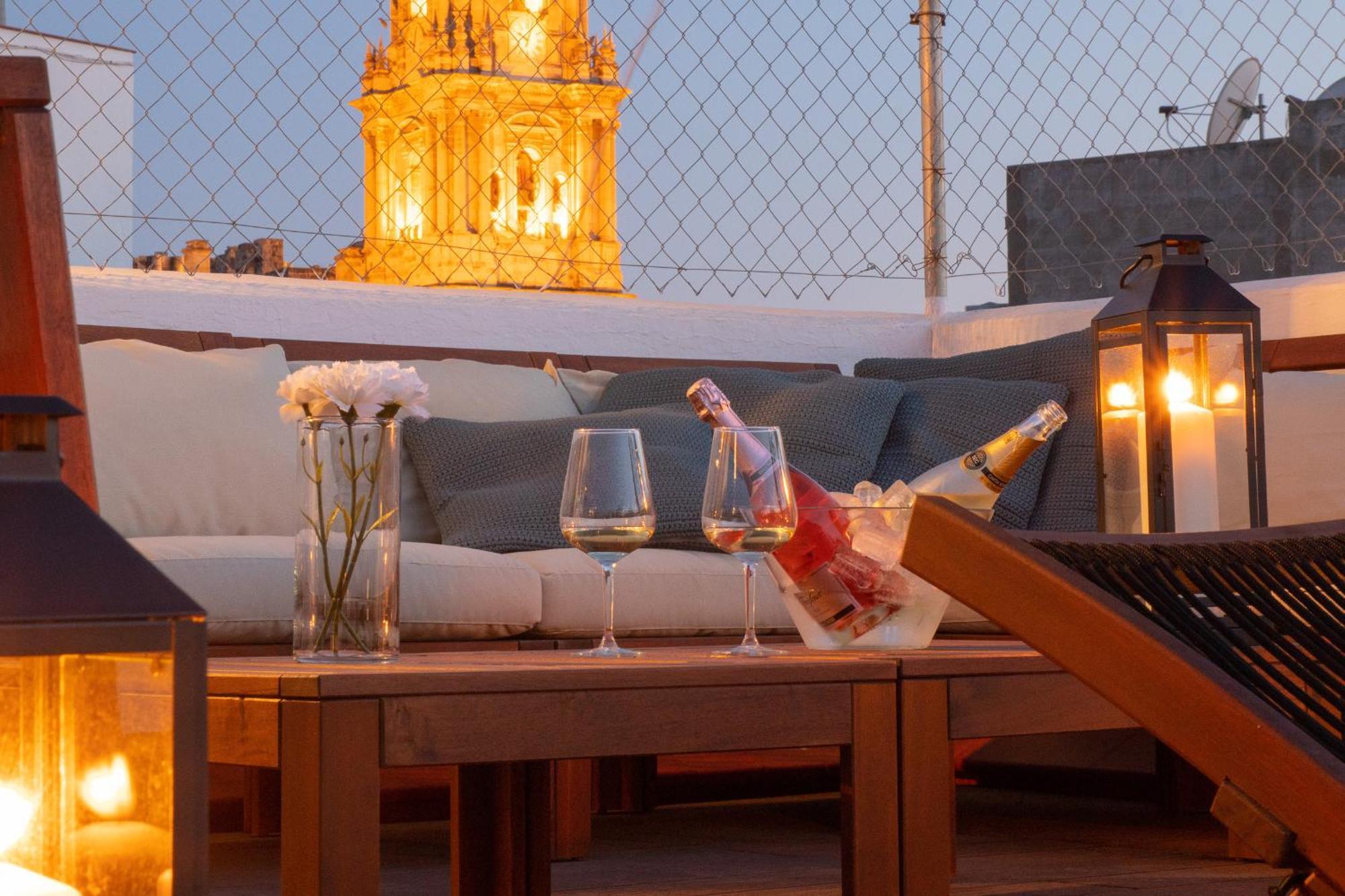 C89 - Penthouse With Private Terrace Apartment