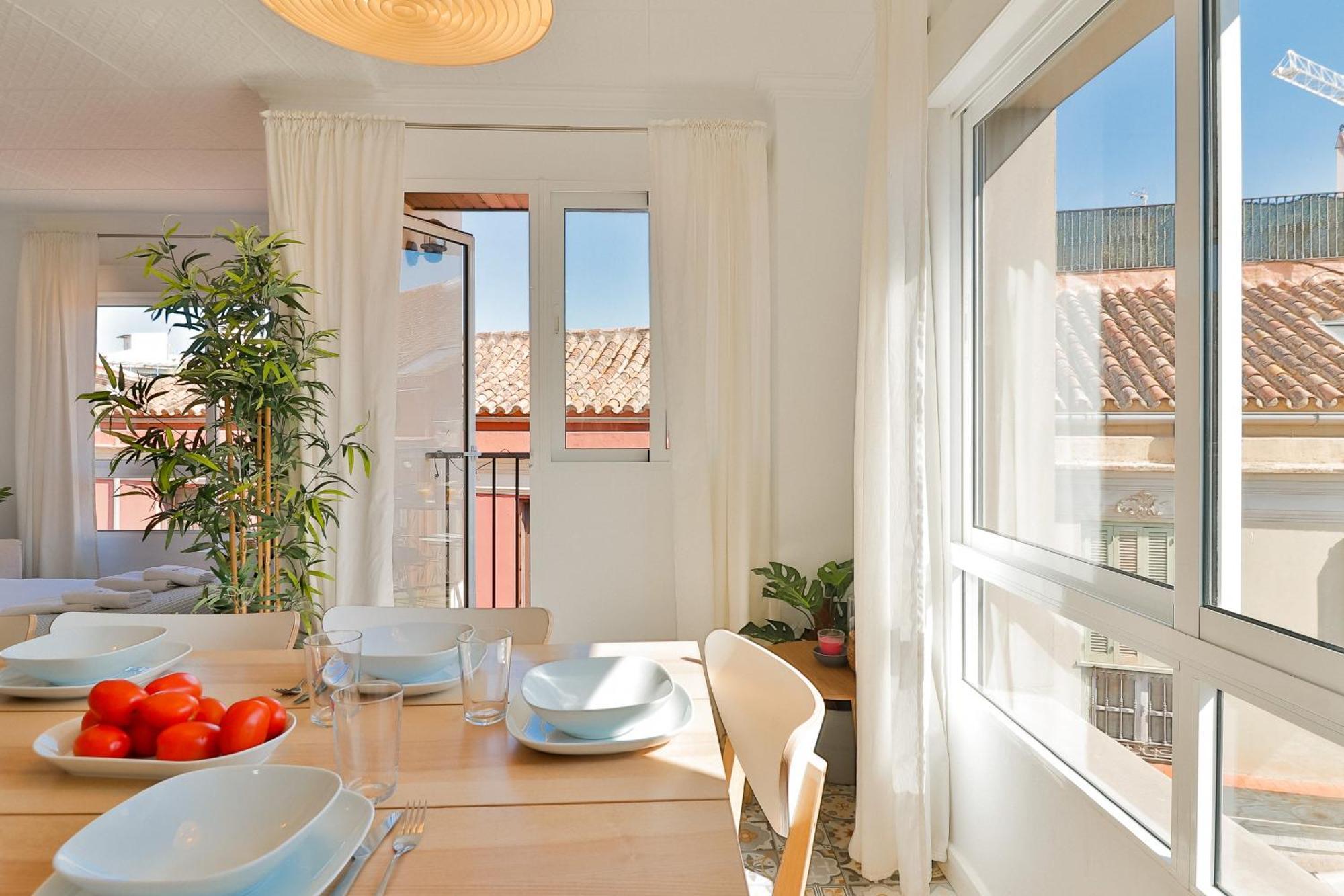 C89 - Penthouse With Private Terrace *