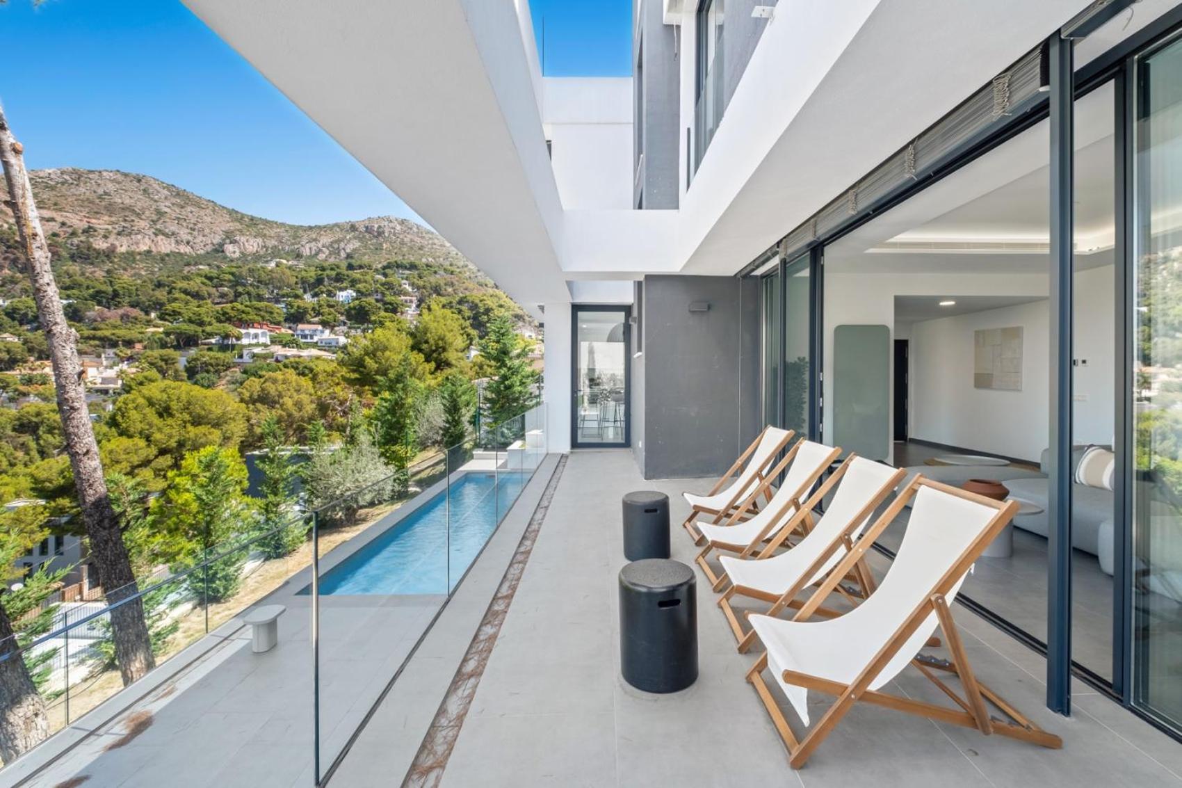 Villa Pinares De San Anton - Sea, City, Mountain Views, Close To Beach, Bbq