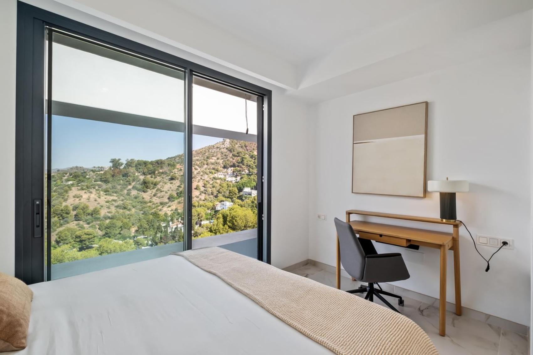 Villa Pinares De San Anton - Sea, City, Mountain Views, Close To Beach, Bbq