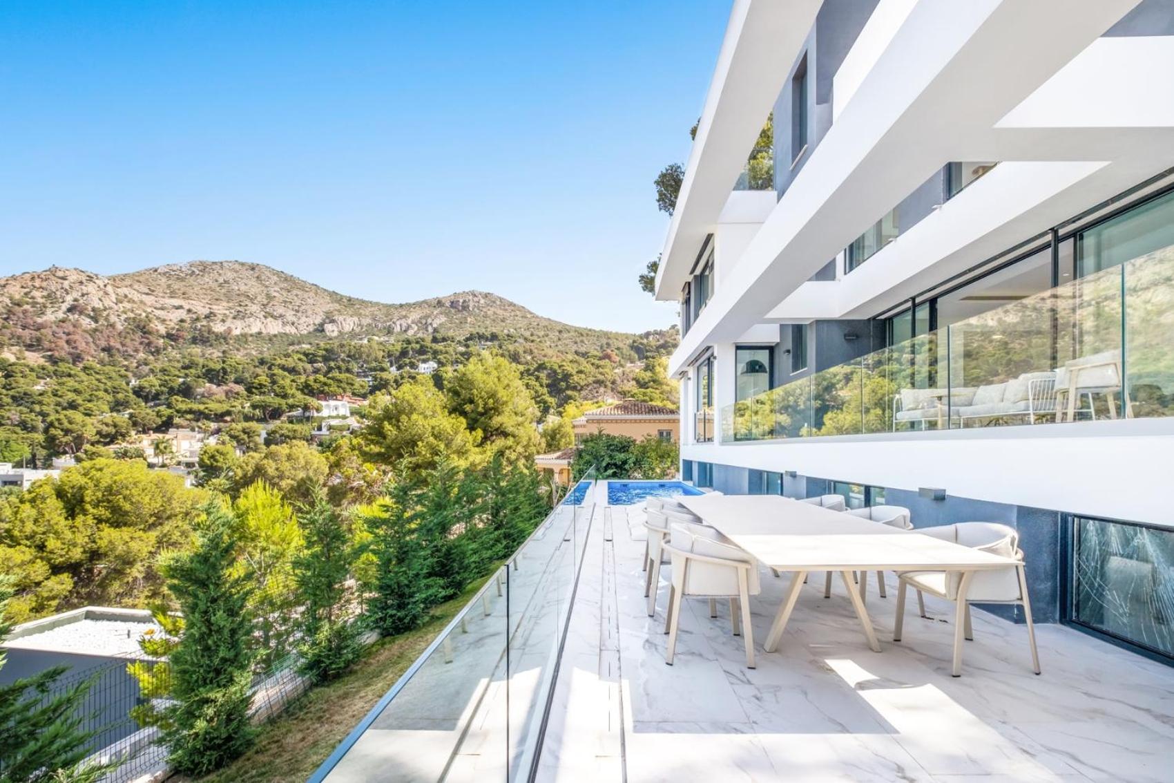 Pinares De San Anton - Sea, City, Mountain Views, Close To Beach, Bbq * Málaga