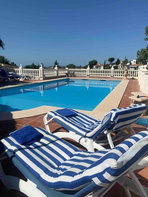 Casa Hermosa Mijas- 7 Bedroom Villa-sleeps 14 Málaga