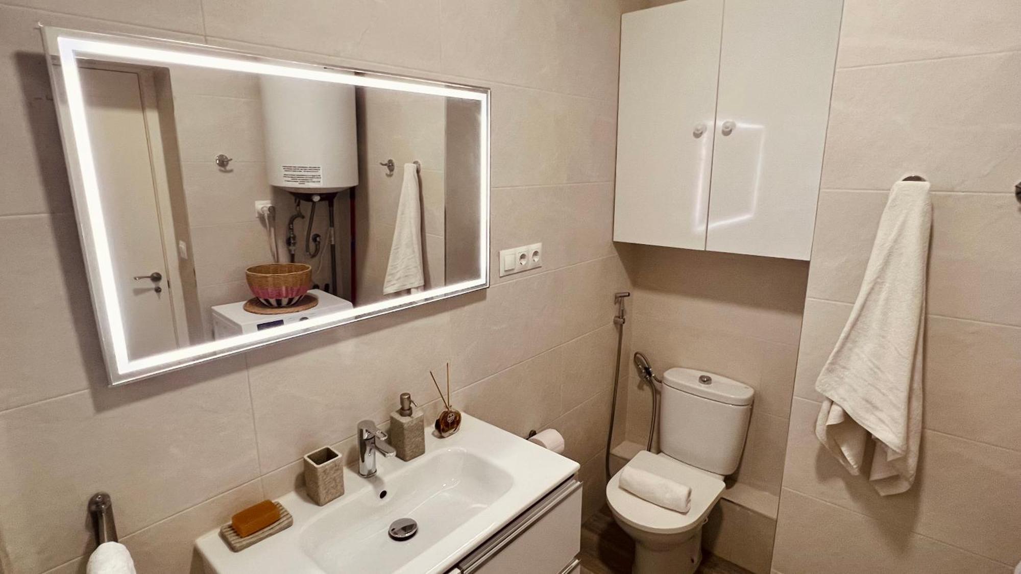 Super Comfy And Homey 4br Peachy Apartamento