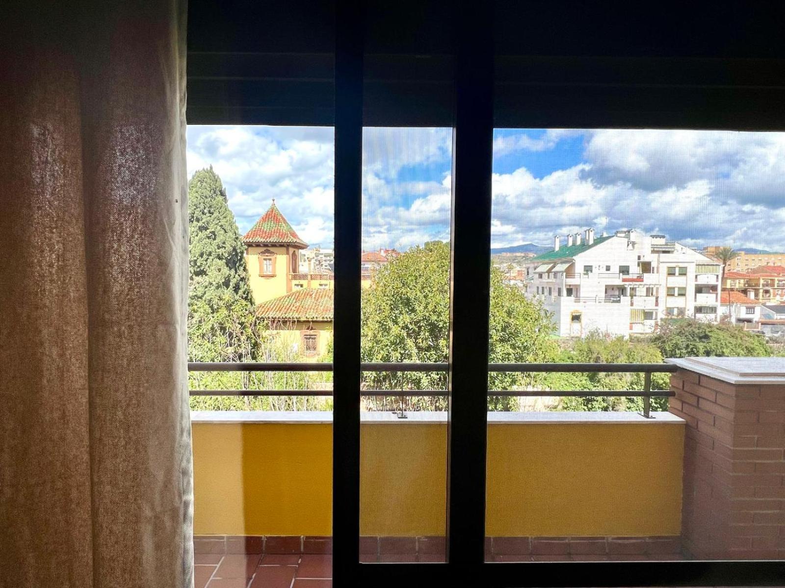 Urban Retreat With Views & Terrace Apartment Malaga