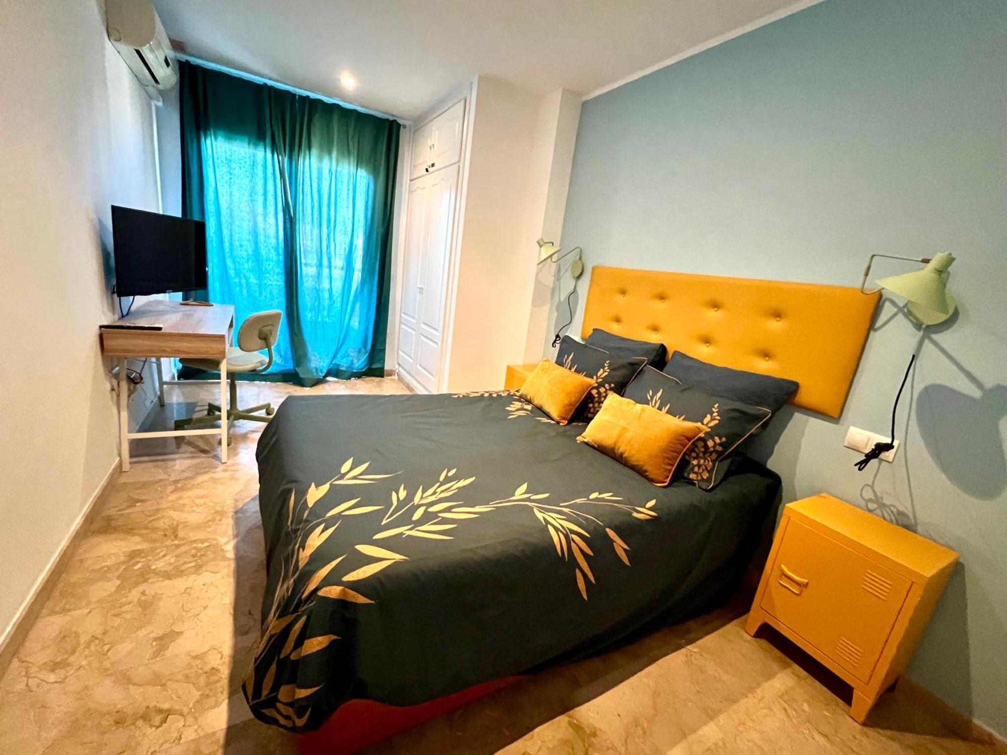 Apartamento Urban Retreat With Views & Terrace Málaga