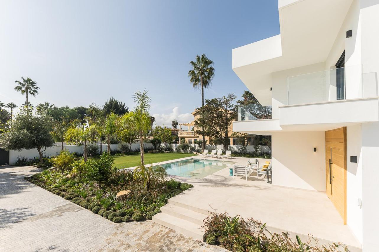 Homeclub Con Piscina Privada En Guadalmar Apartamento