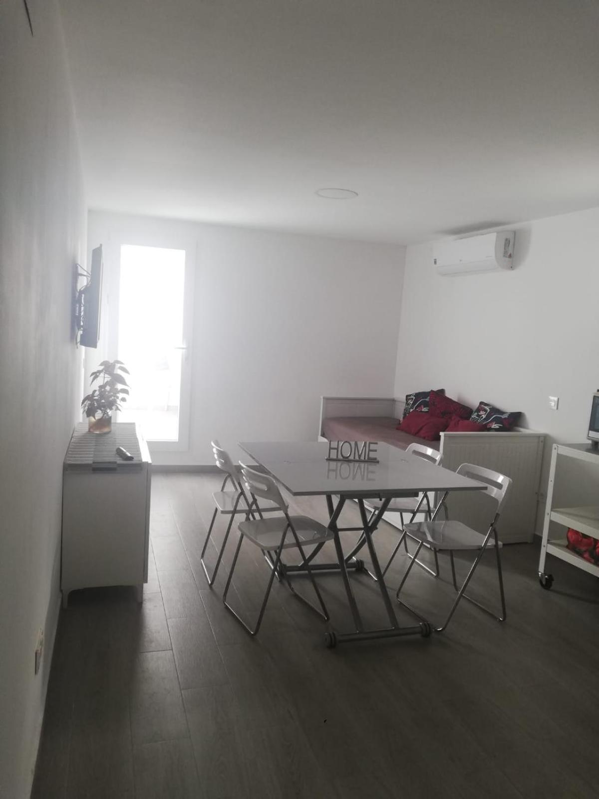 2 Con Terraza Junto A Monte Victoria * Málaga