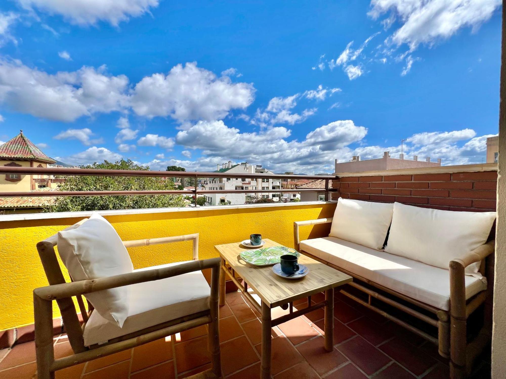 Urban Retreat With Views & Terrace Málaga