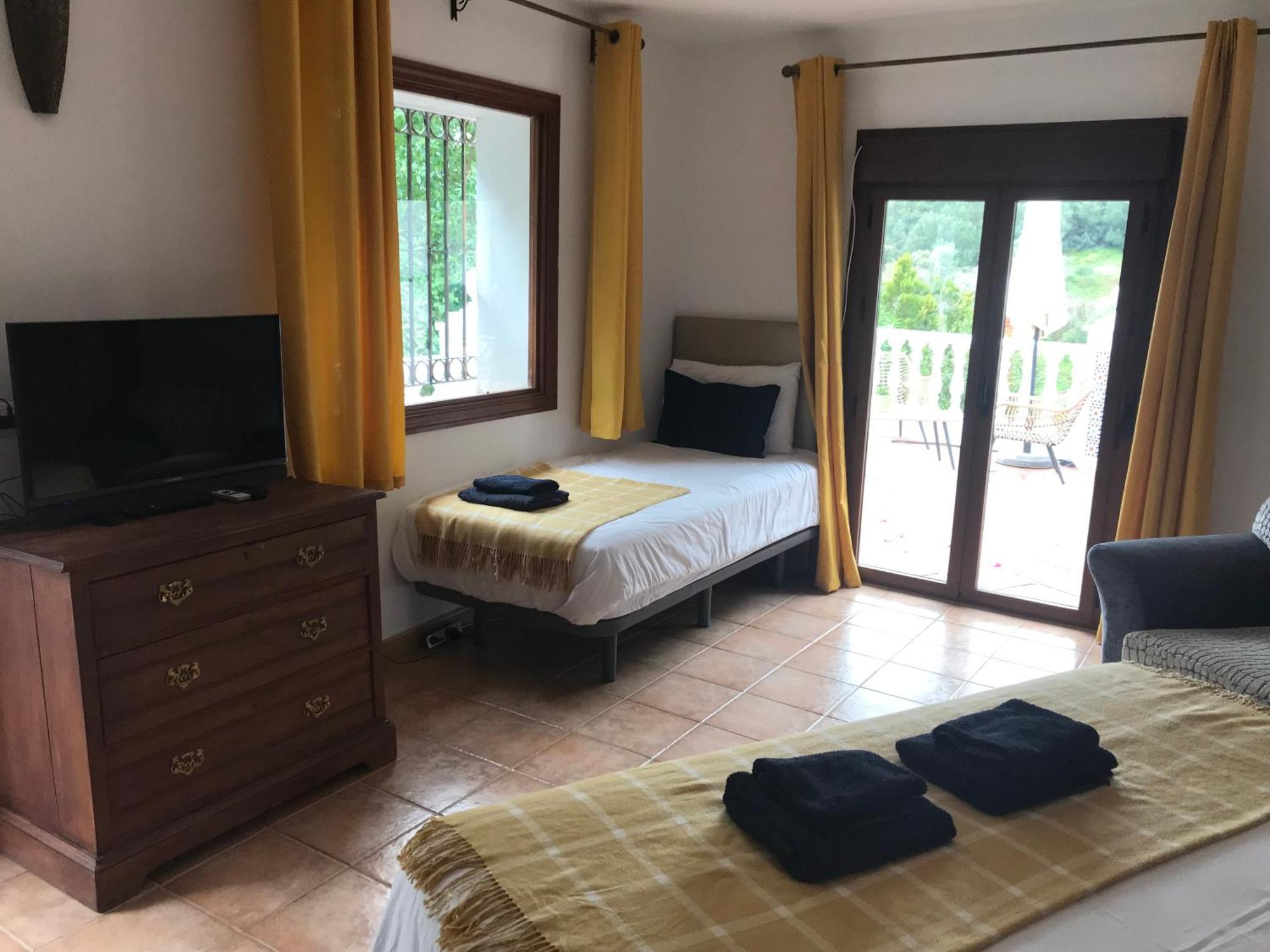 Casa Hermosa Mijas- 7 Bedroom Villa-sleeps 14 Villa